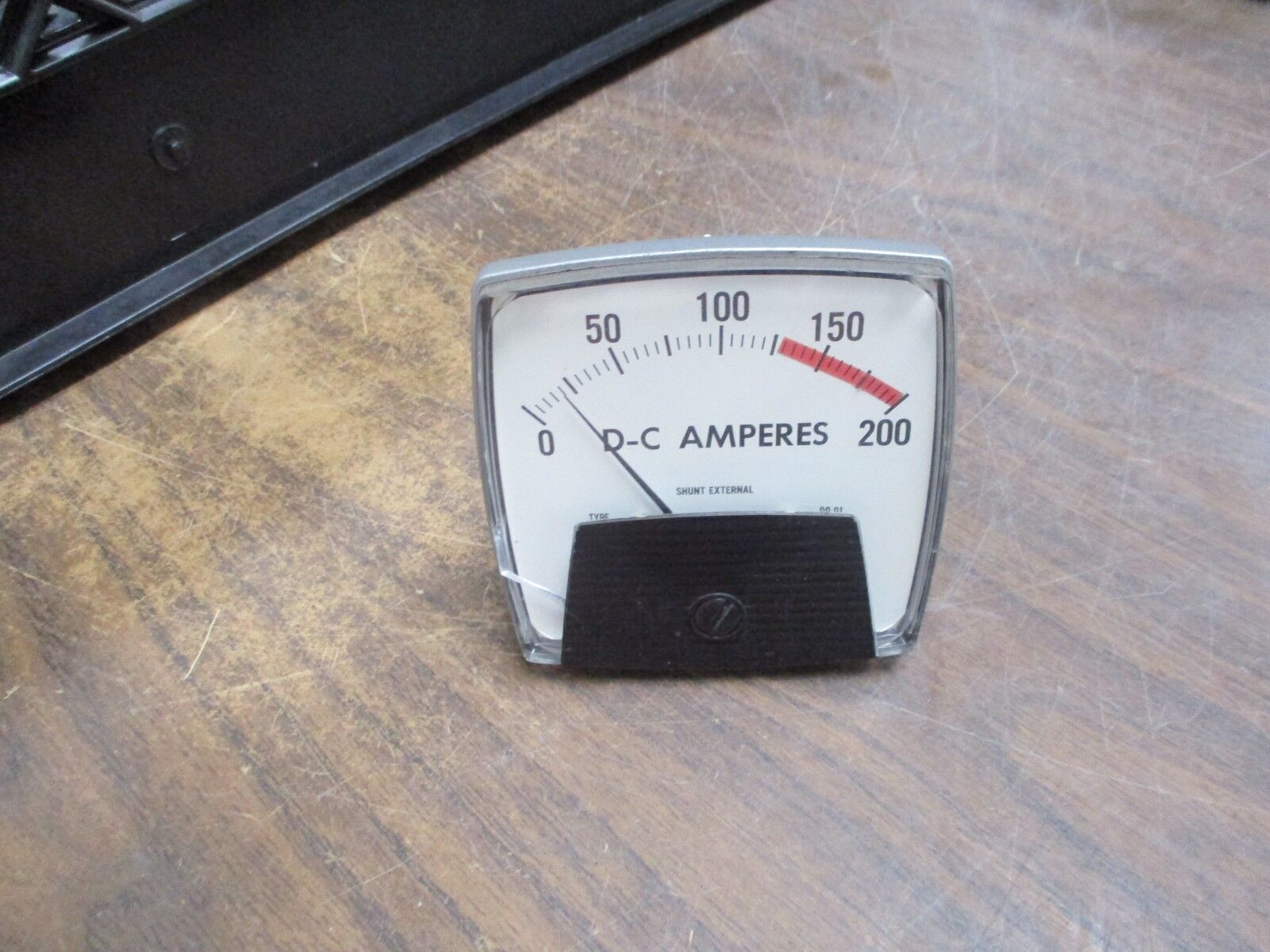 Process Measurement DC Ammeter 254324ECRL Range:0-200A *Cracked Cover* Used