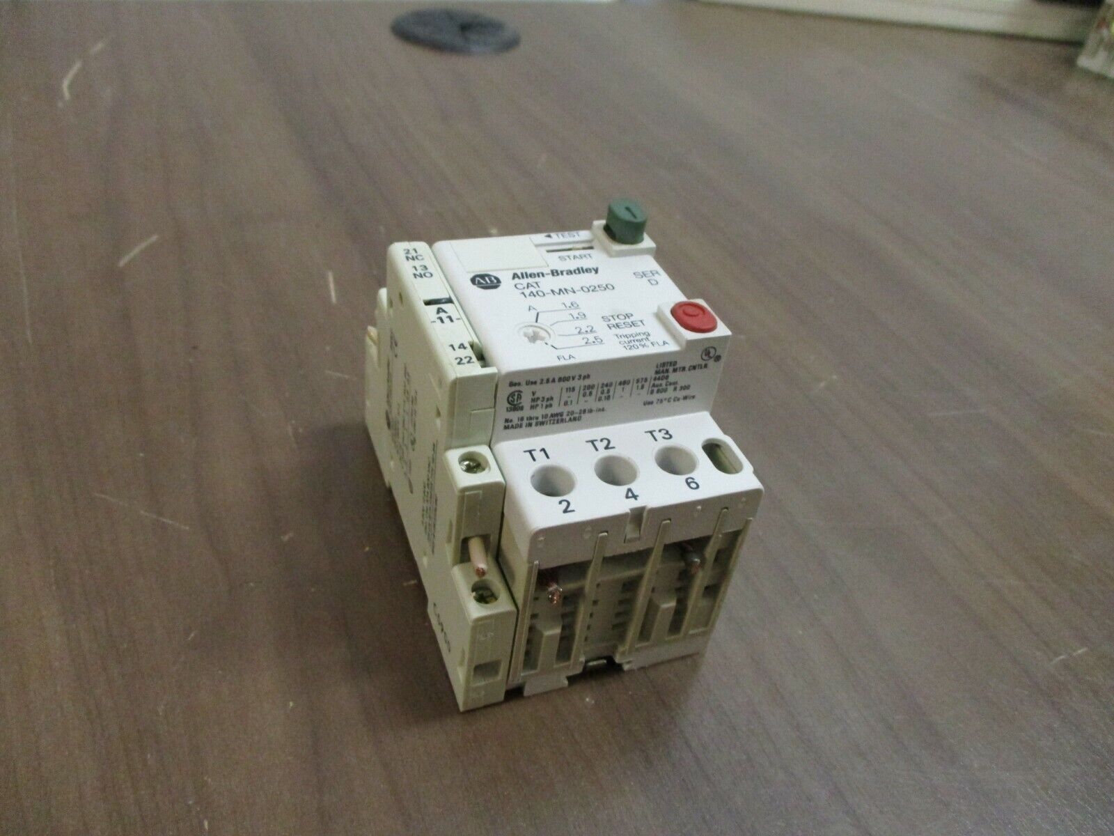 Allen-Bradley Manual Starter 140-MN-0250 Trip: 1.6-2.5A Used