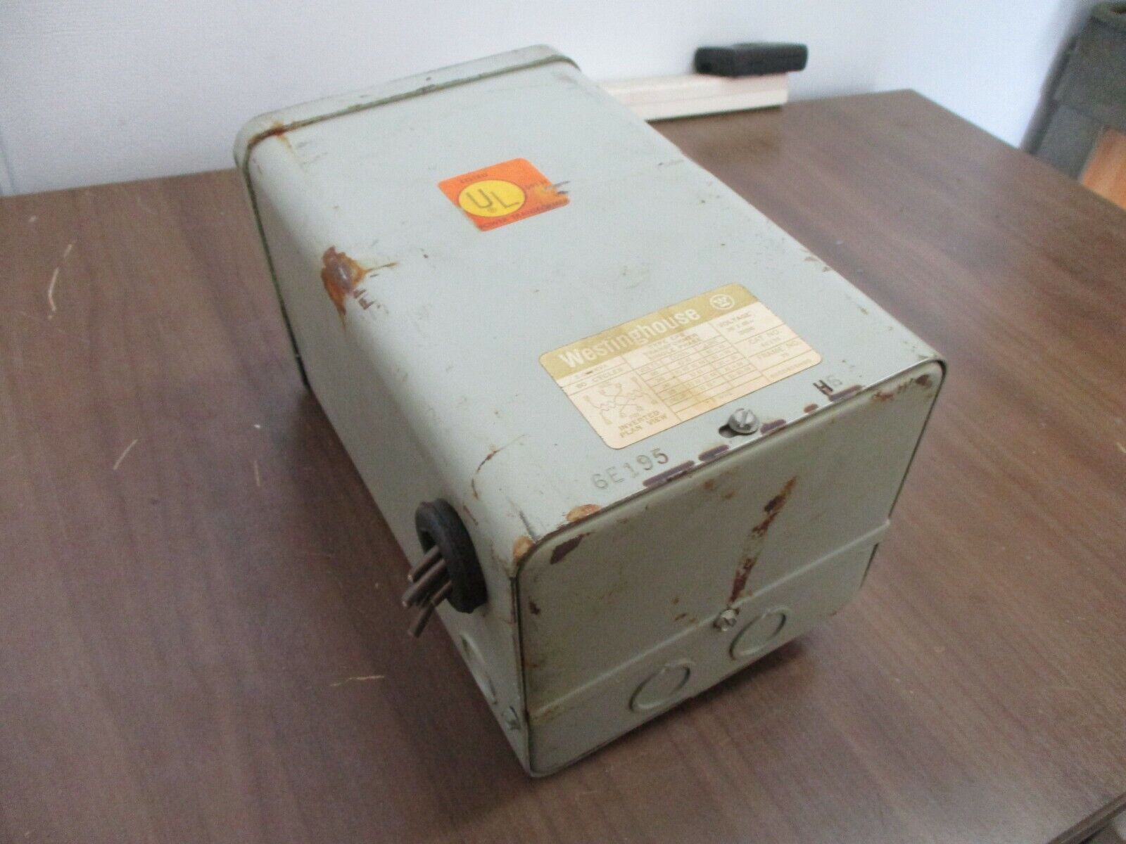 Westinghouse Type EPB Transformer 6E195 2kVA Pri: 240/480V Sec: 120/240V 60Hz