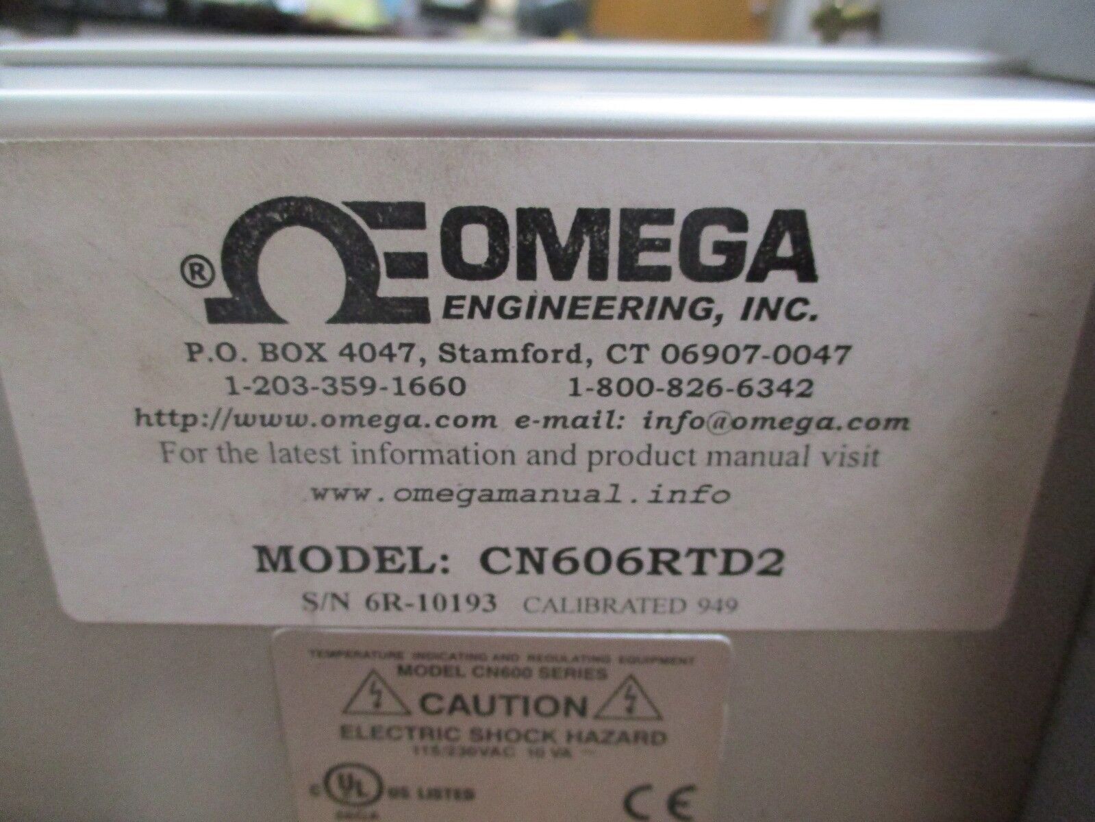 Omega Temperature Monitor CN606RTD2 Used