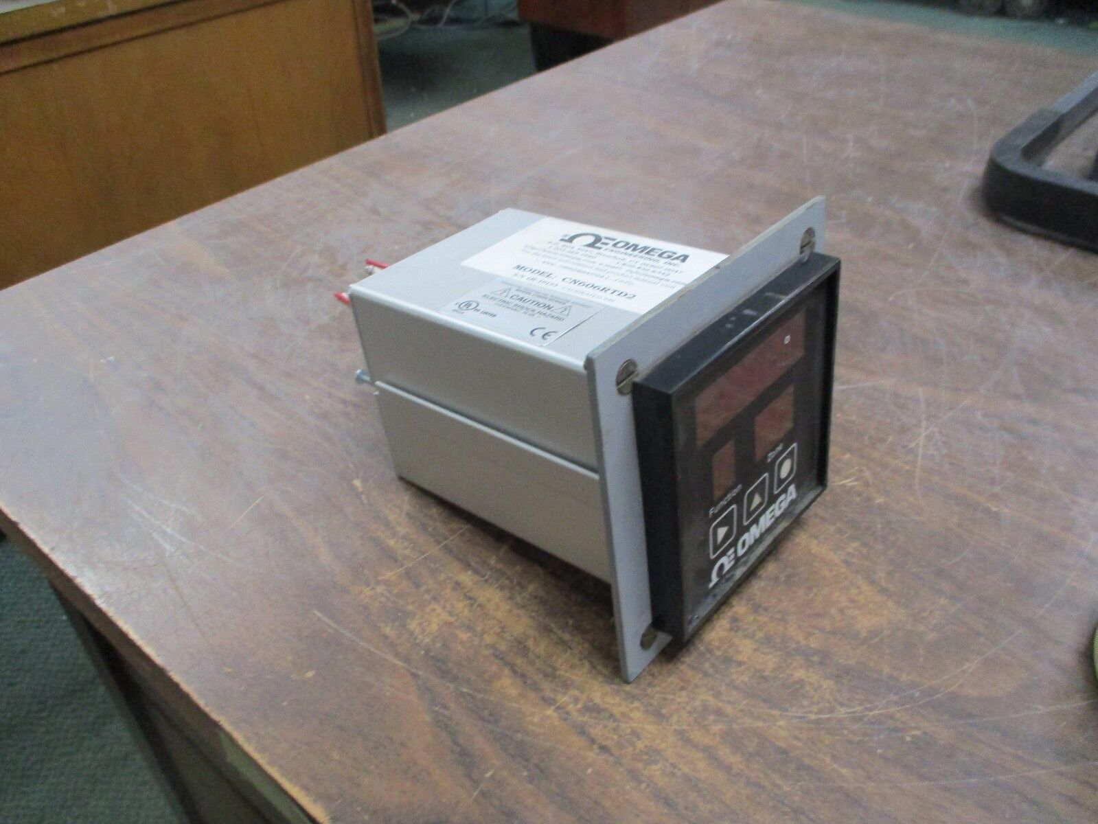 Omega Temperature Monitor CN606RTD2 Used