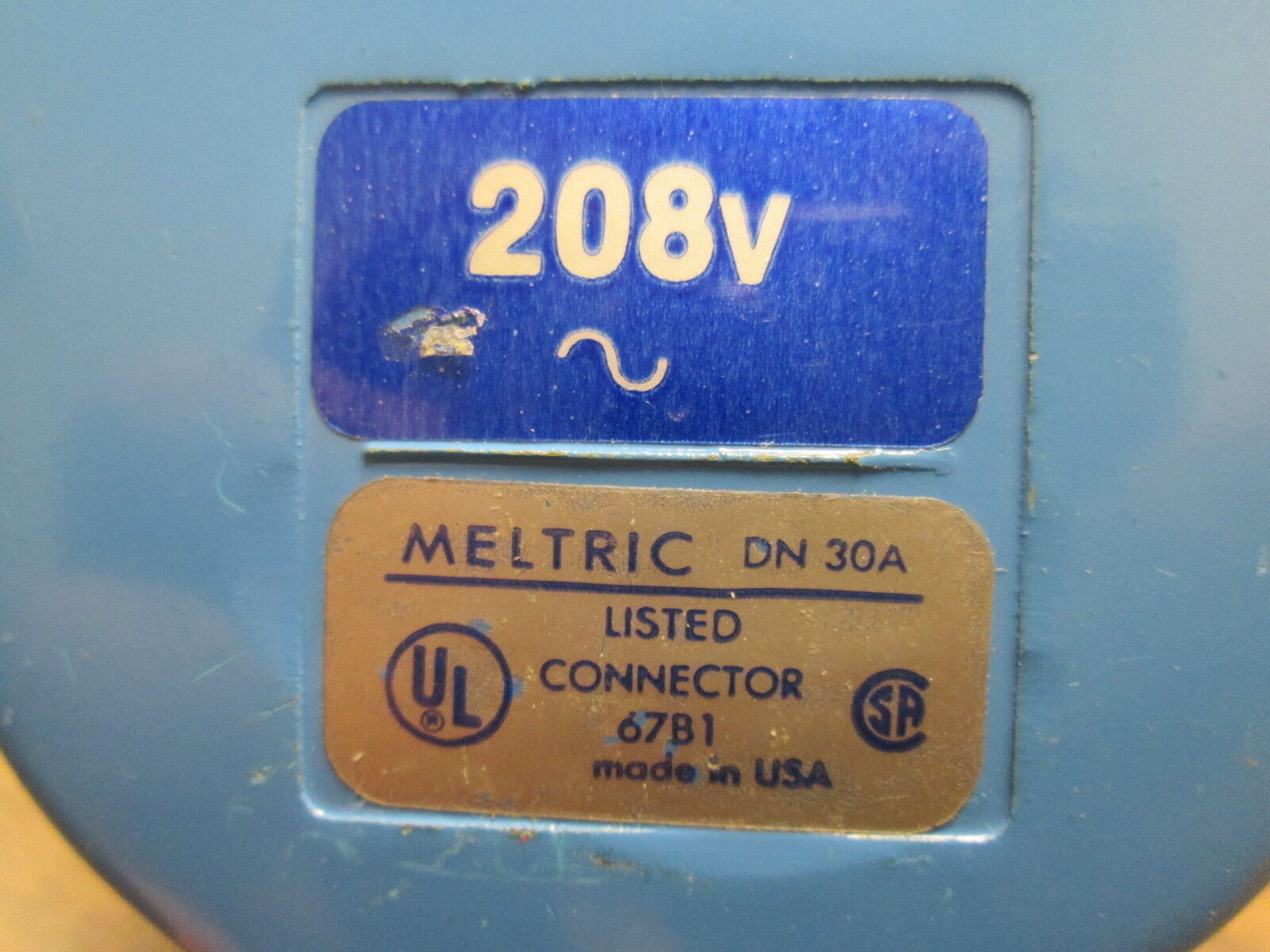 Meltic Connector DN 30A 30A 208V Used