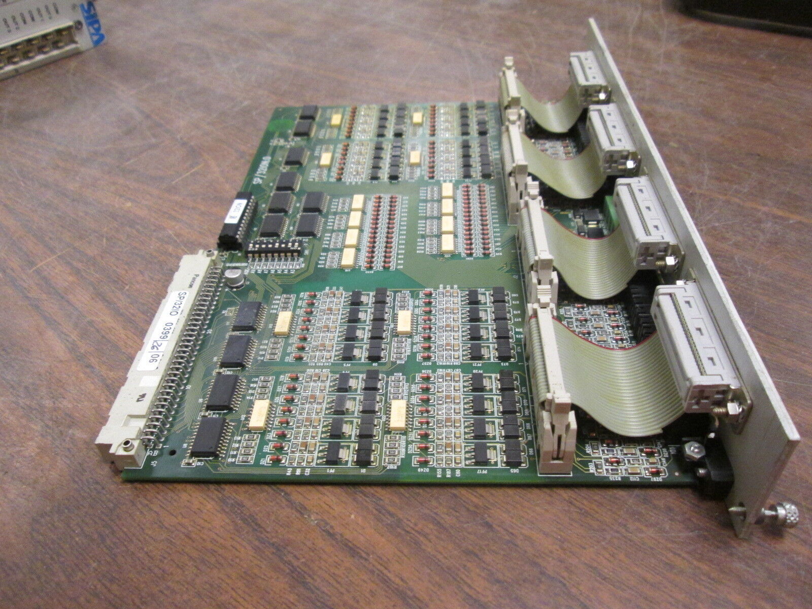 SIPA I/O Module SP/32IO *Cracked Bracket* Used
