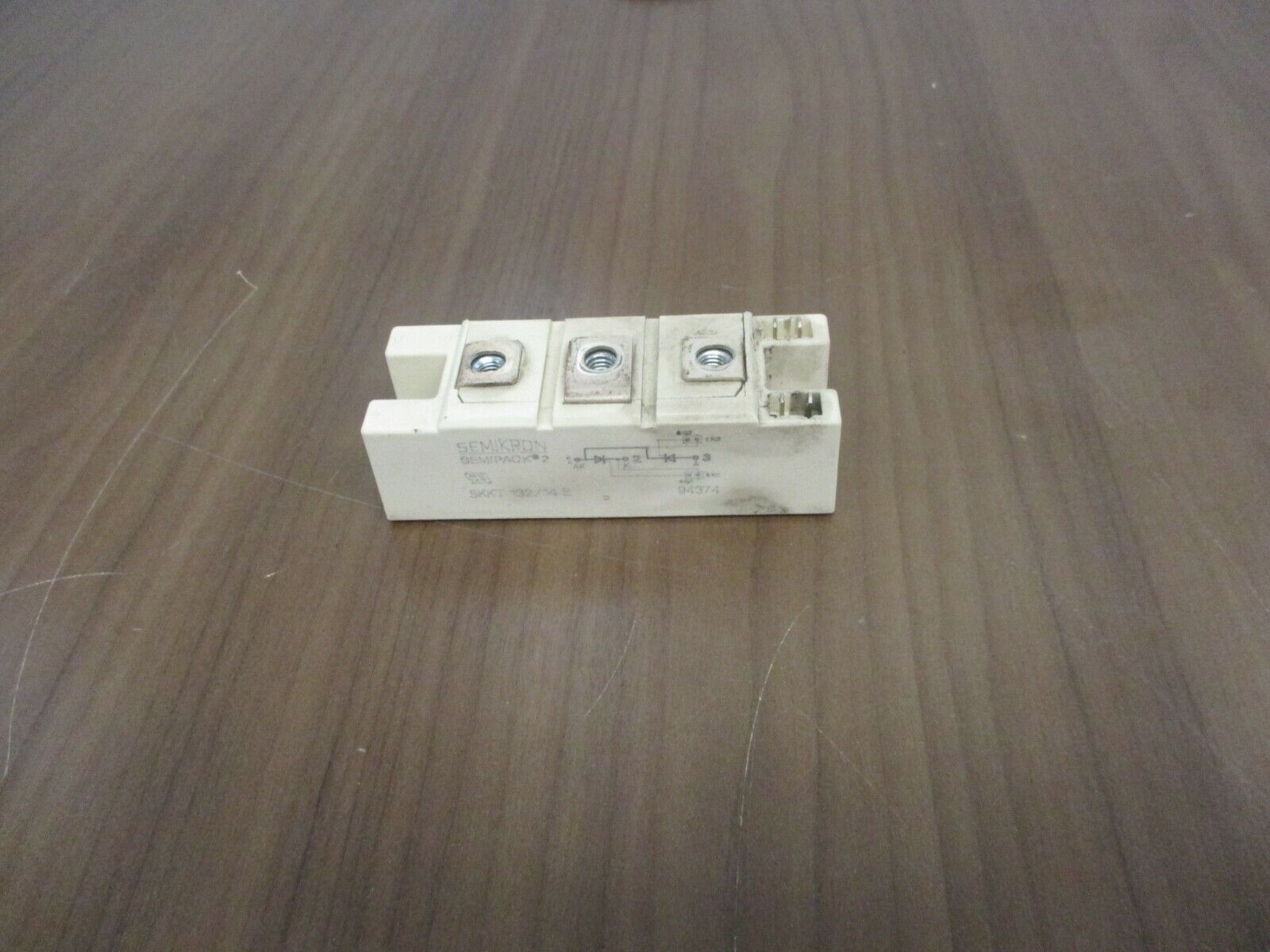Semikron SemiPack 2 Power Module SKKT 132/14E Allen-Bradley Part #: 135105 Used