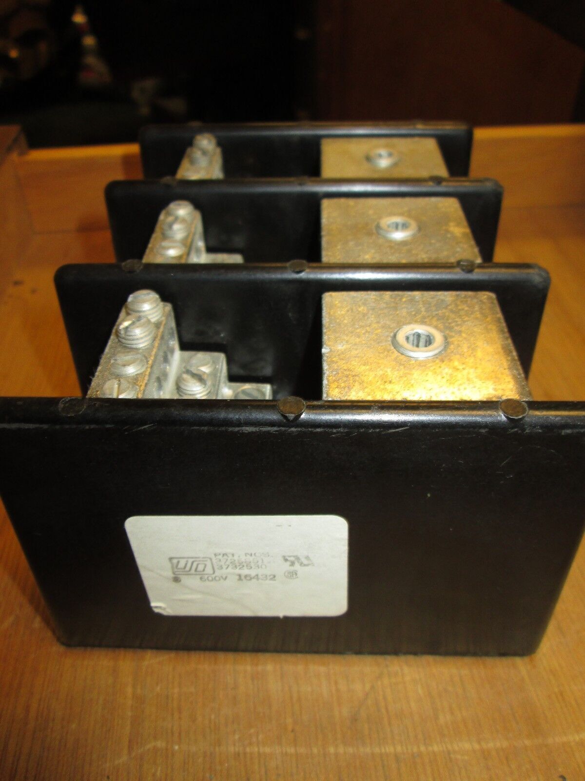 USD Terminal Block 16432 line (1) 3/0-#8 load (12) #4-#14 3P Used