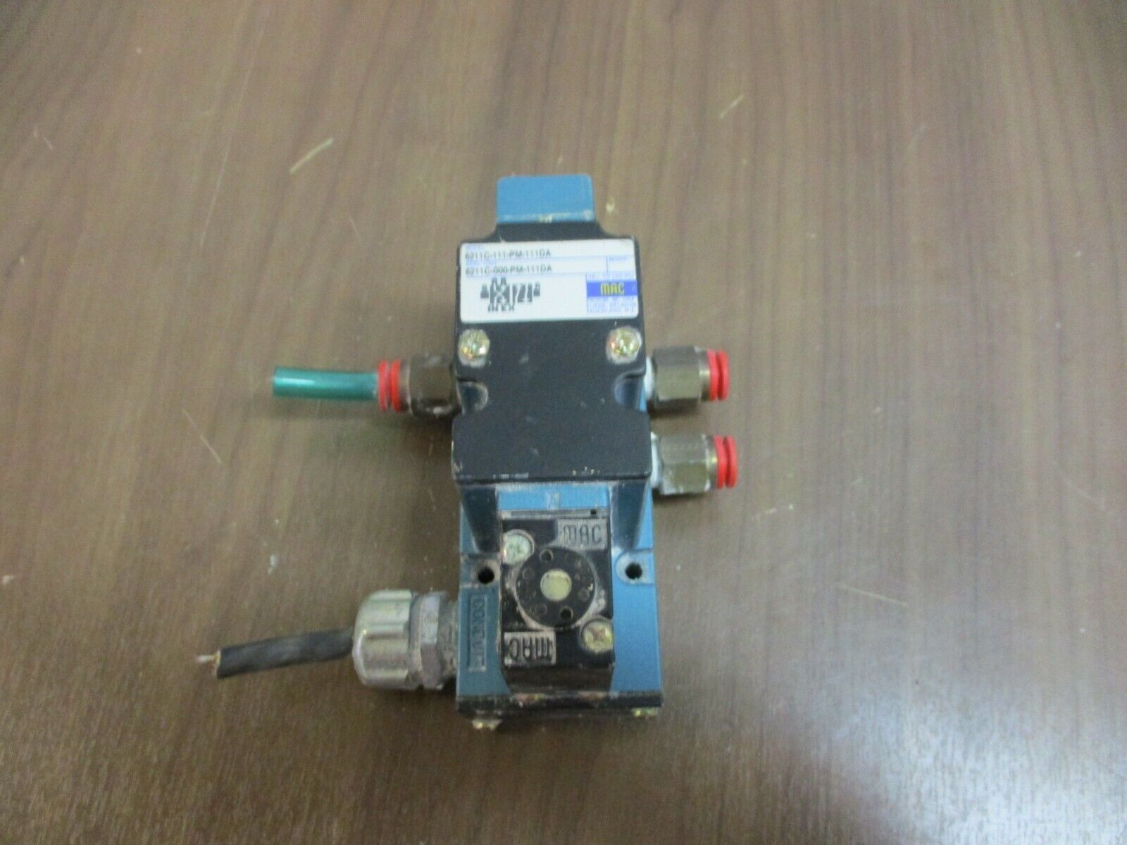 MAC Solenoid Valve 6211C-111-PM-111DA VAC to 150 PSI Used