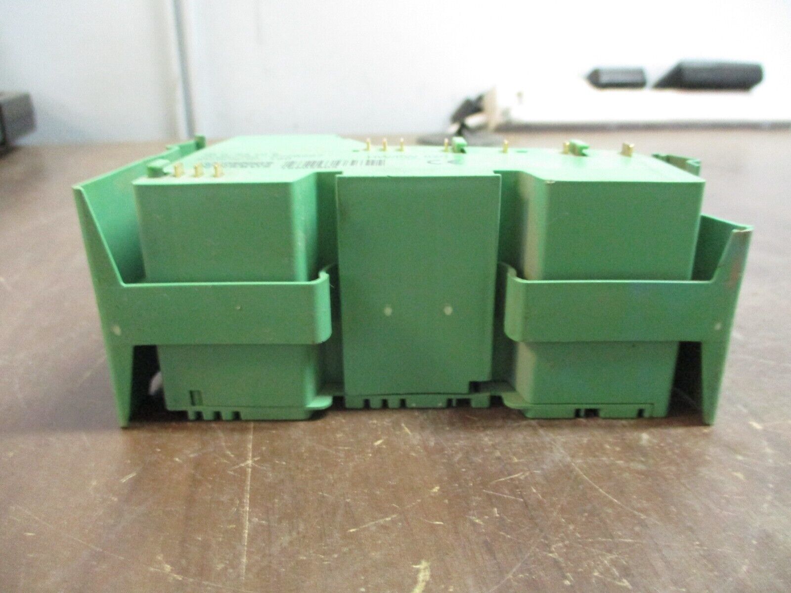 Phoenix Contact IBIL24DI8 Interbus 2726227 HW/FW: 02/- *Broken Plastic* Used