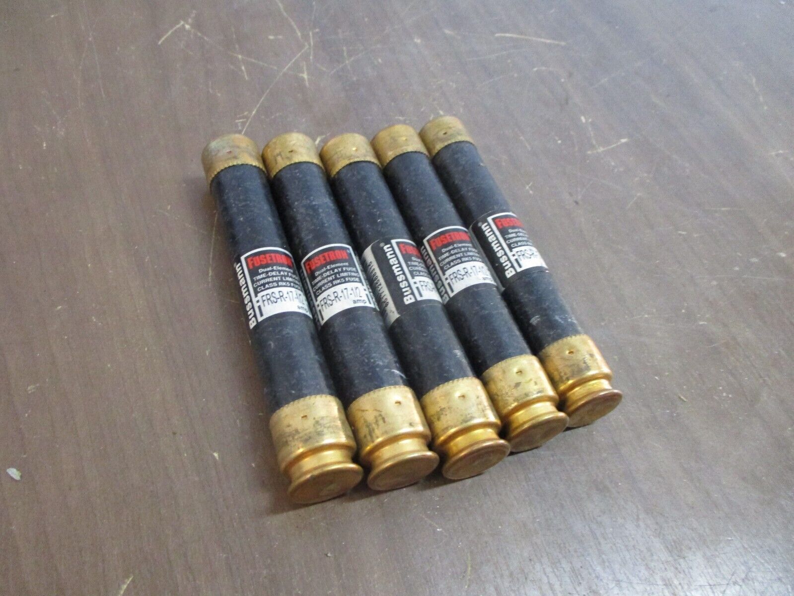 Buss Fusetron Fuse FRS-R-17-1/2 17.5A 600V *Box of 5* New Surplus