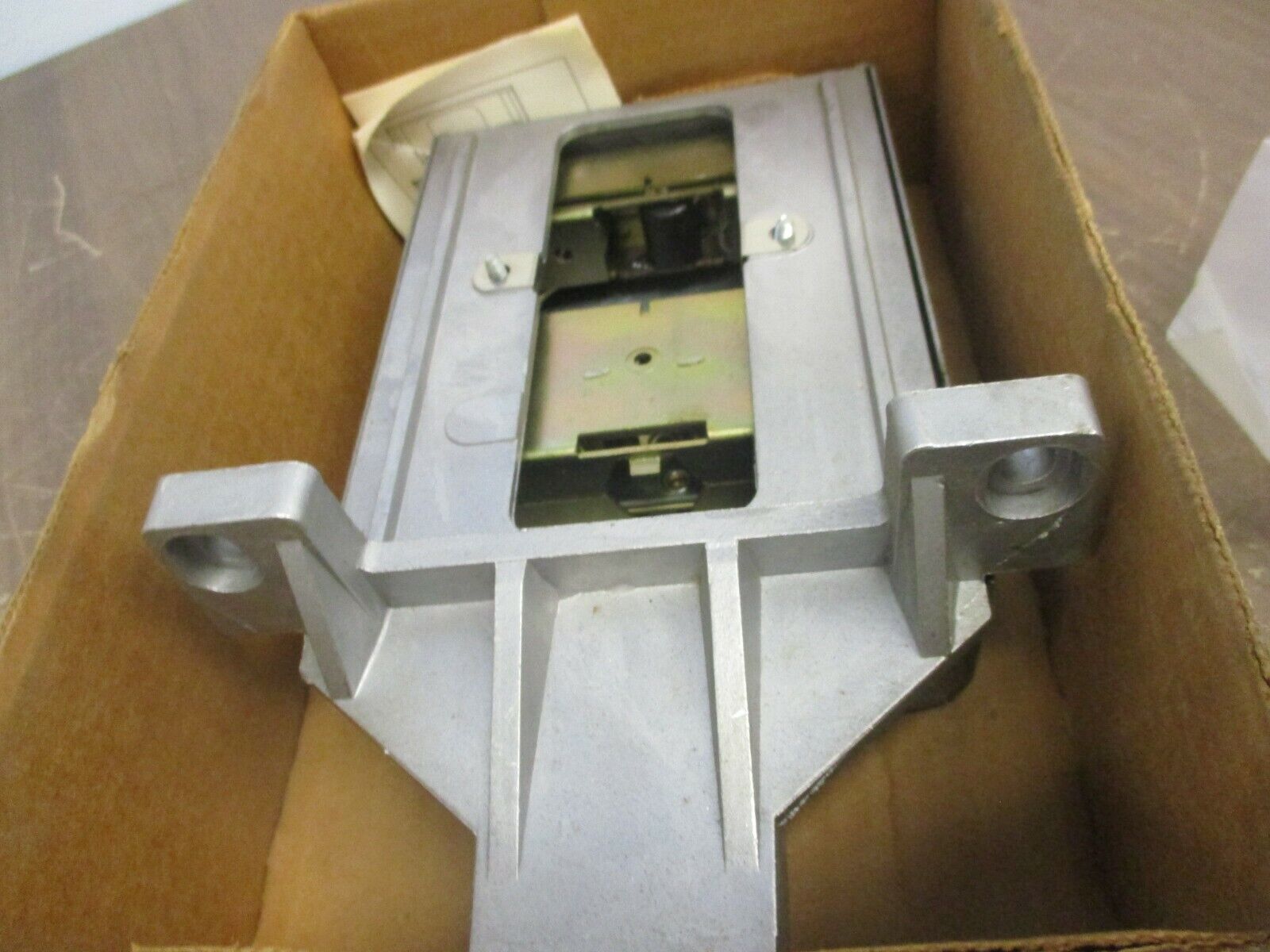 Honeywell Tradeline Valve Linkage Q618A 1024 3/4" Stroke 160lb Close-Off Spring