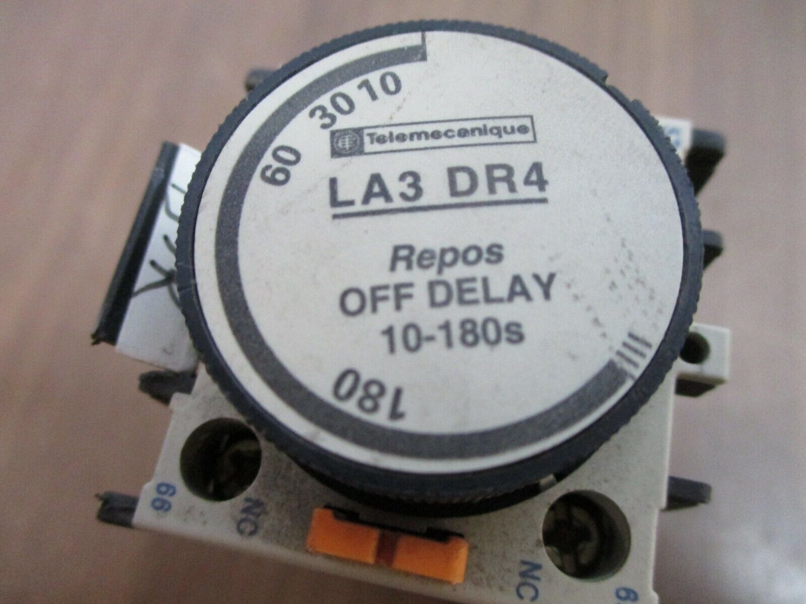 Telemecanique Timing Relay LA3 DR4 Off Delay: 10-180 Sec 120V Coil Used