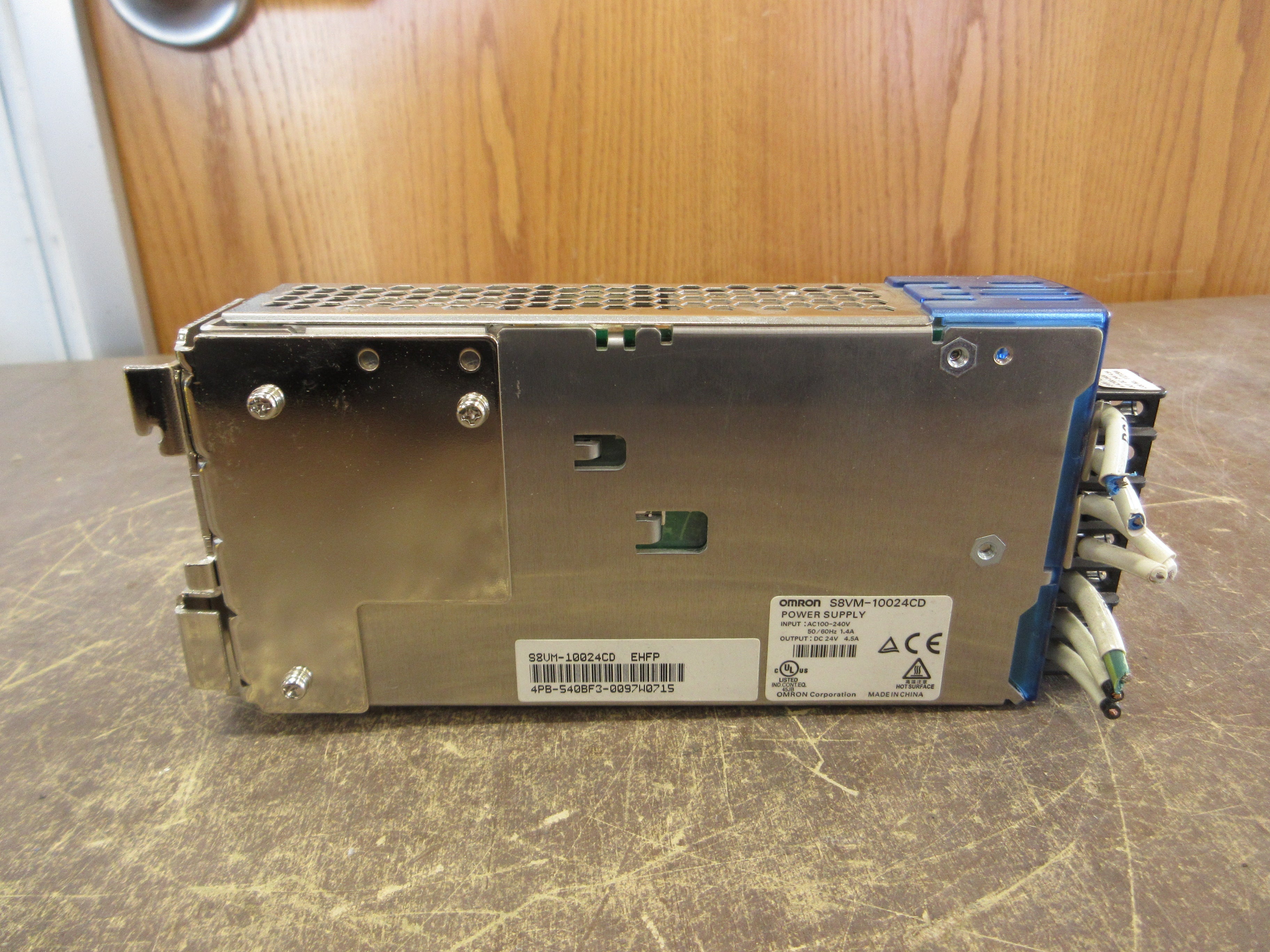 Omron Power Supply S8VM-10024-CD Input: 100-240VAC 50/60Hz 1.4A Used