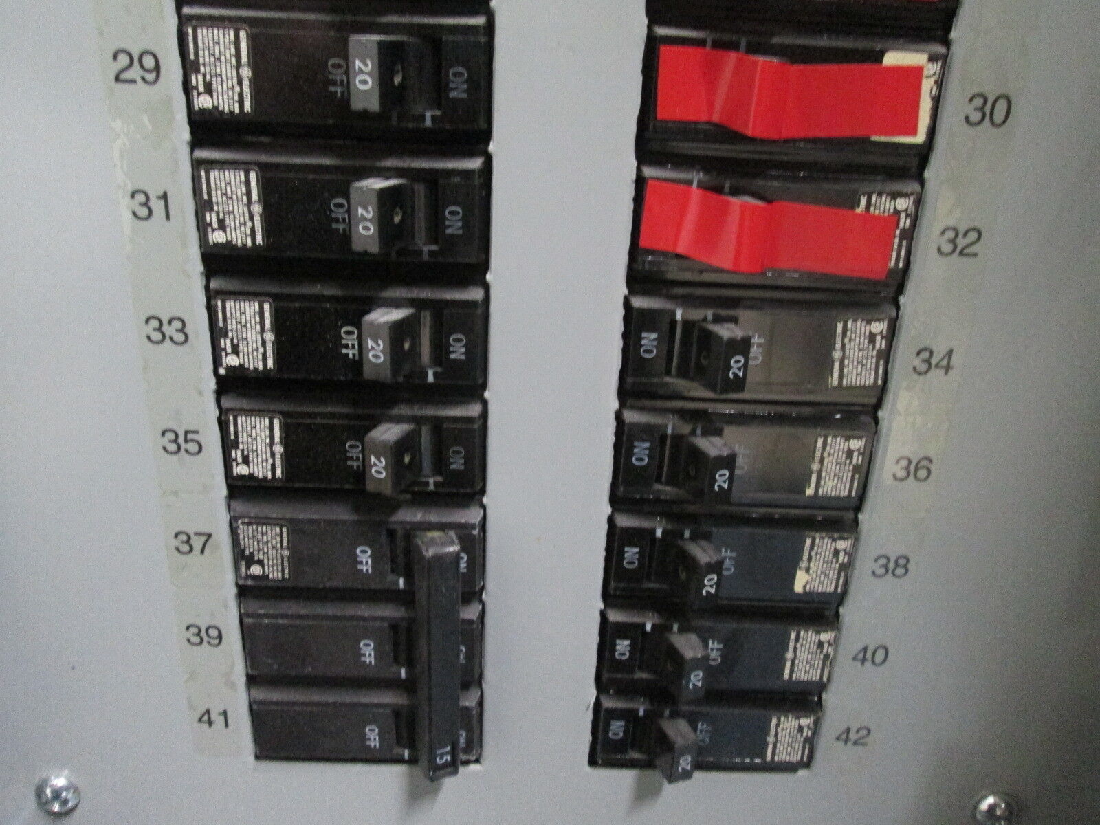 GE Main Lug Circuit Breaker Panel w/ Surge Suppressor AQU3422MBX 225A Max Used