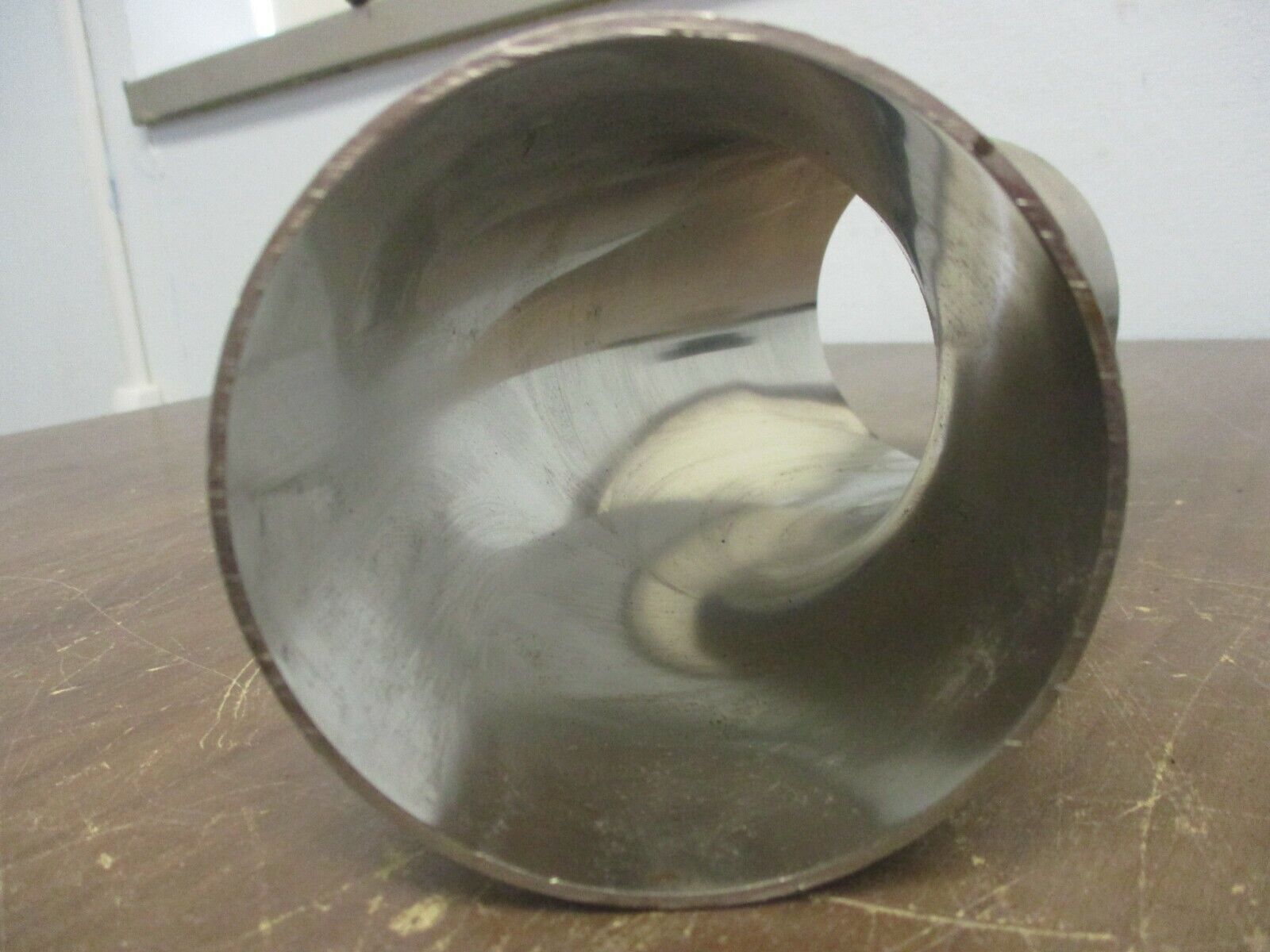 Dixon Stainless Steel 30° Sanitary Elbow 890817-300 Size: 3" Used