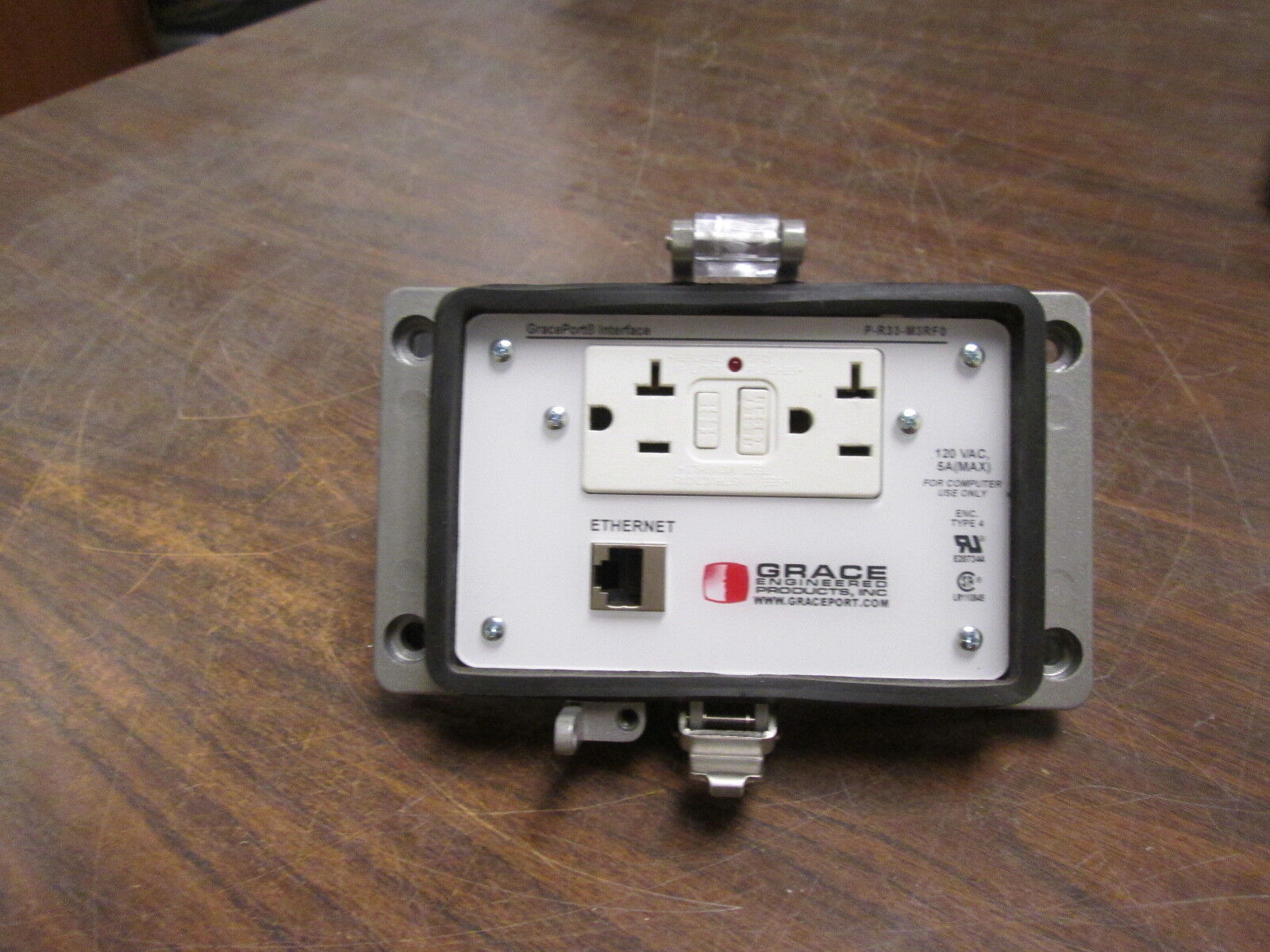 Grace Engineered Products Grace Port Interface P-R33-M3RF0 120VAC 5A Used