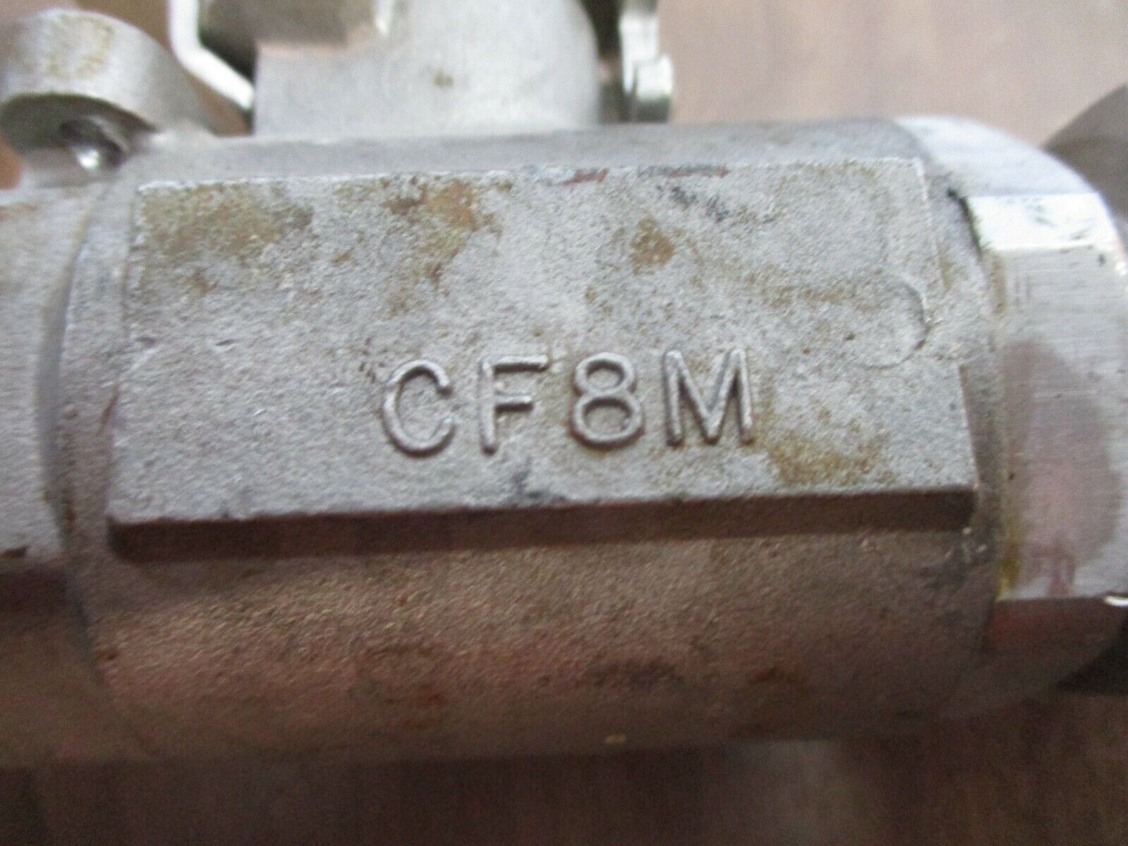 Watts Ball Valve CF8M Size: 1" 2000 WOG Used