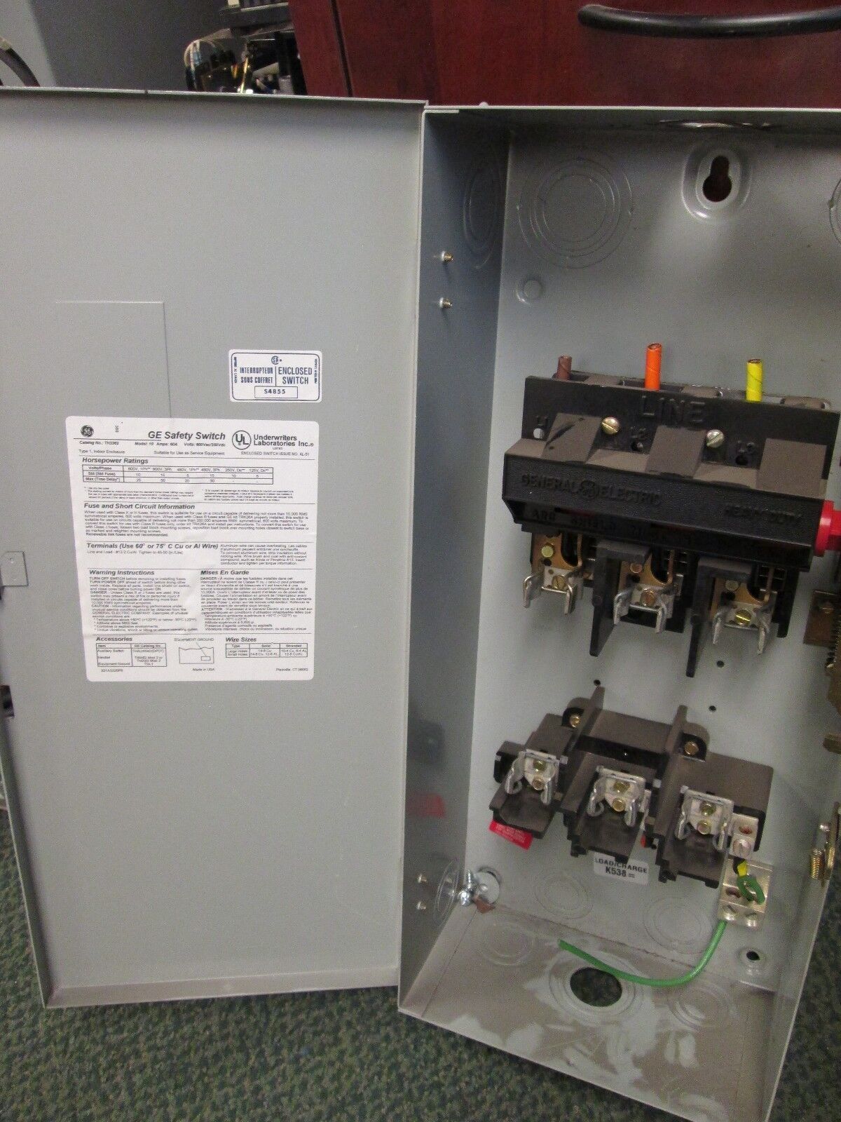 GE Fusible Safety Switch/Disconnect TH3362 60A 600V Type 1 Enclosure Used