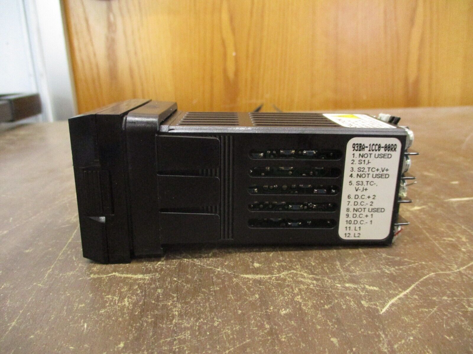 Watlow Temperature Controller 93BA-1CC0-00RR Type 4X, 12 Enclosure Used