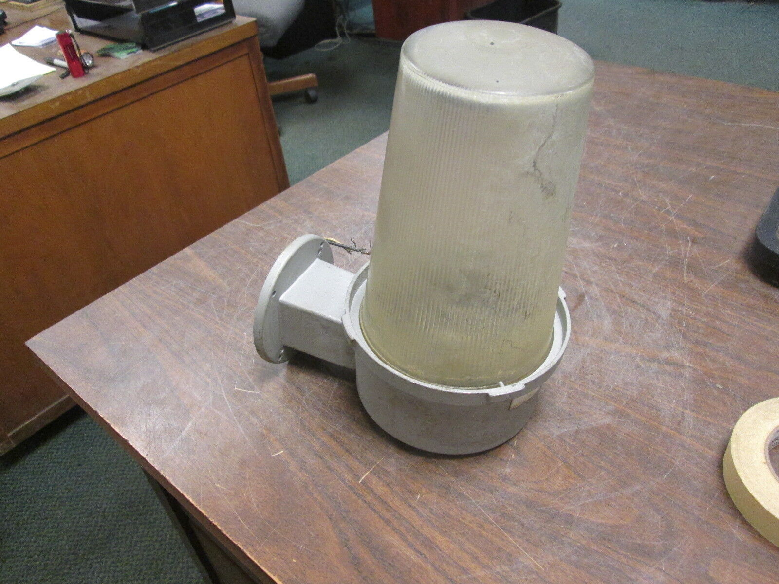 Red Dot Light VRB-302 300W 60Hz Used