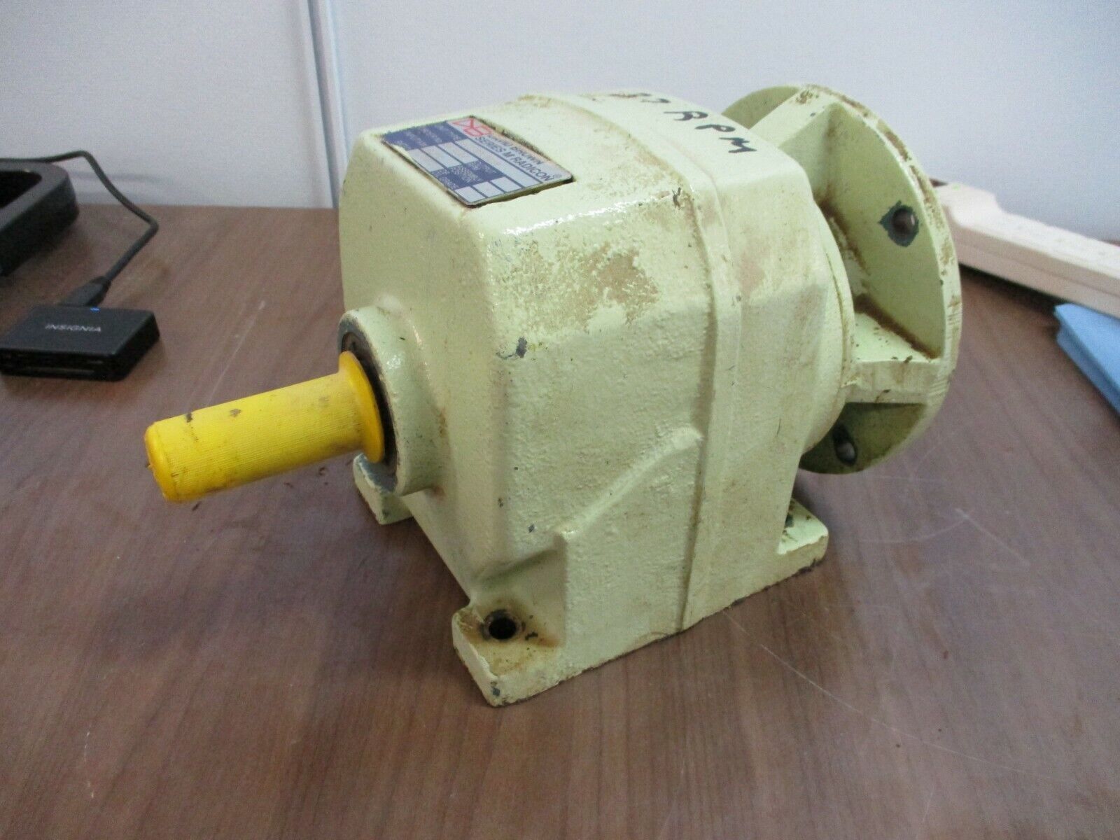 David Brown Series M Radicon Gear Reducer M042050.BANW Ratio 47.09:1 Used