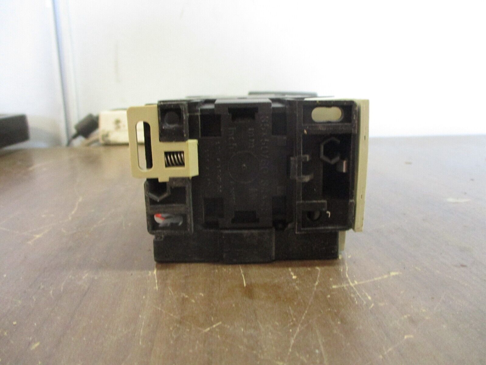 Telemecanique Time Delay Relay LA3 DR4 Off Delay: 10-180s 120V Coil 10A 600V