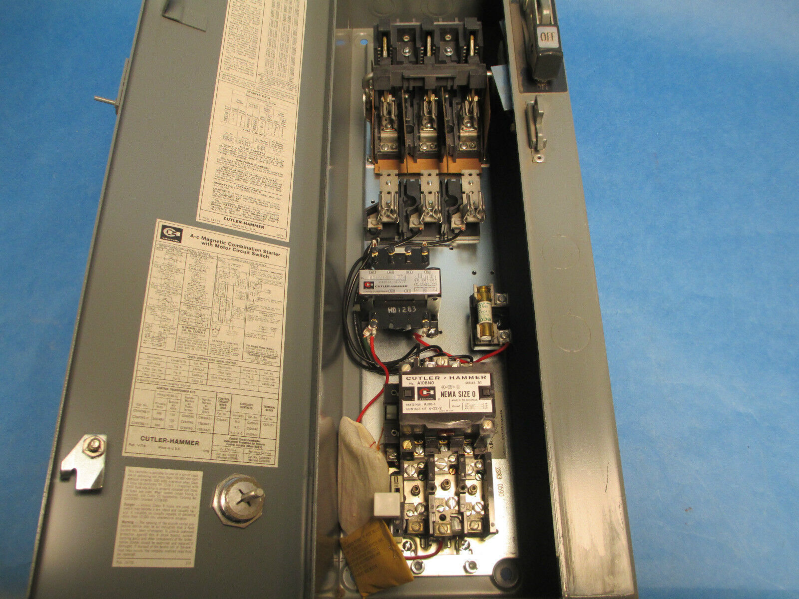 Cutler-Hammer Combination Size 0 120V Coil 30A Fusible New Surplus