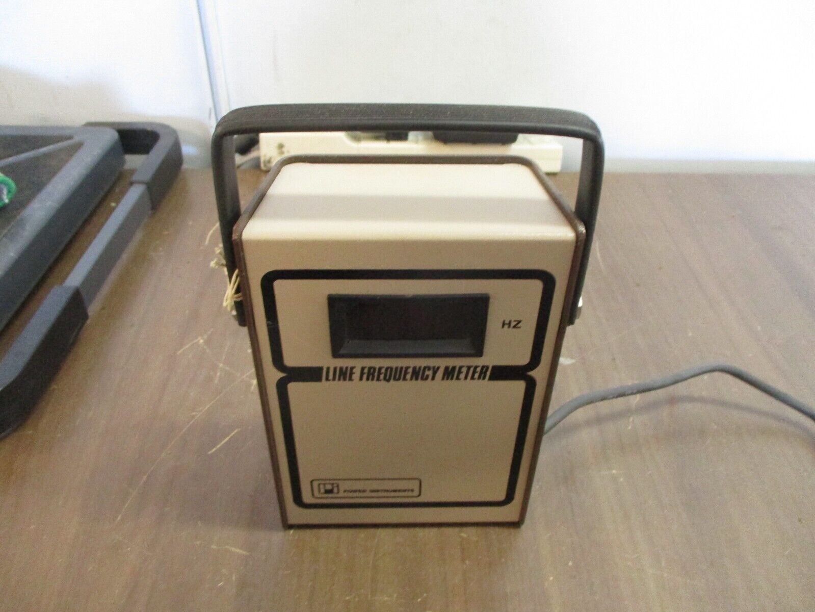 Power Instruments Line Frequency Meter Used