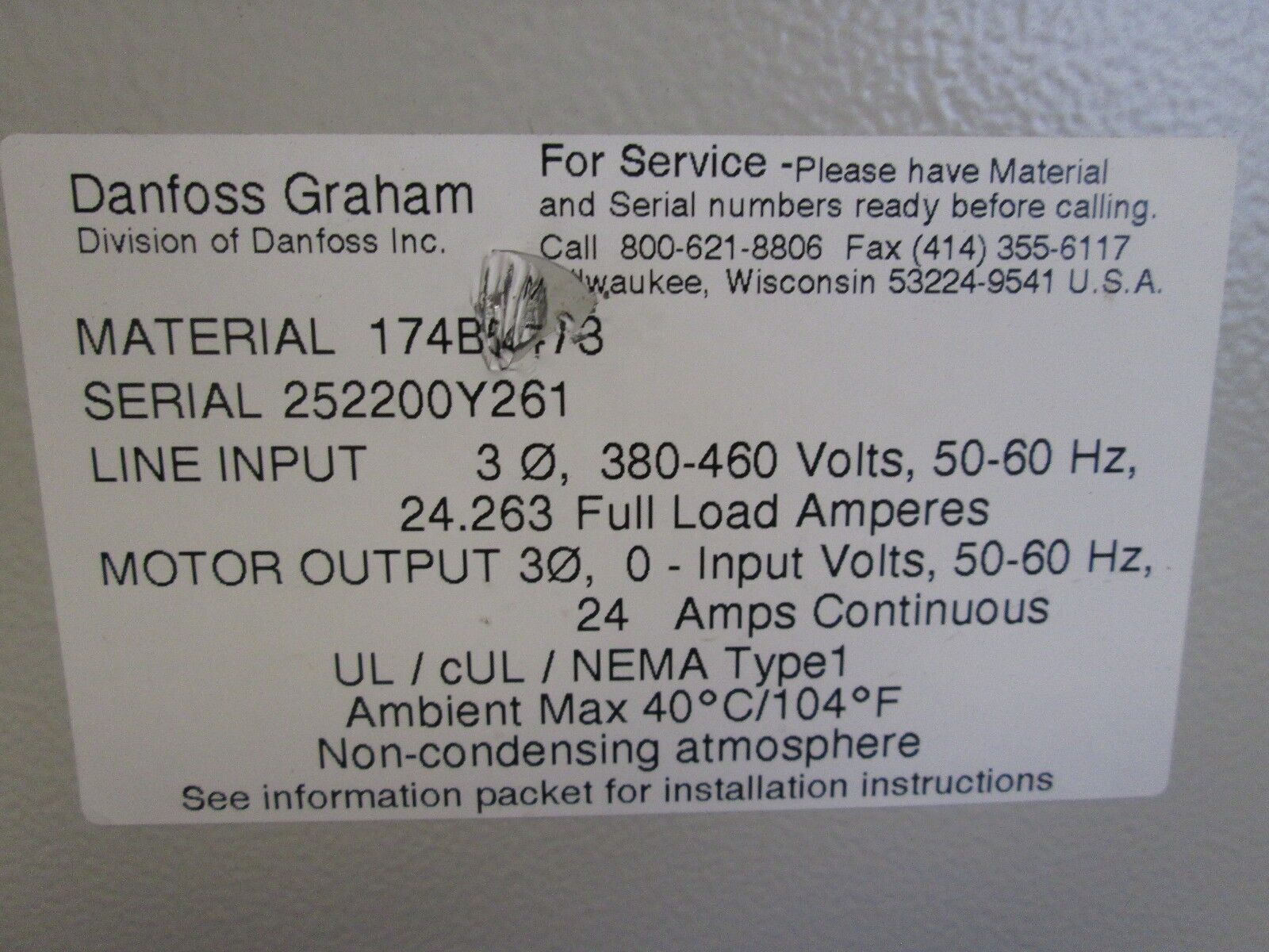 DanFoss VLT2800 AC Drive 174B5473 15HP 460V Used