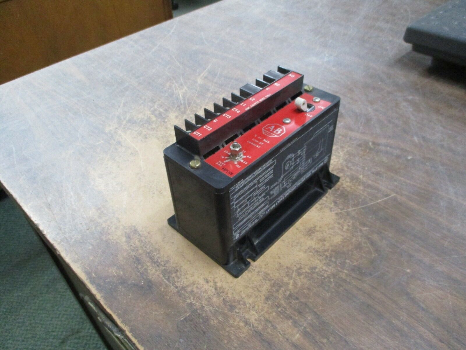 Allen-Bradley Arcing Ground Fault Relay 1409-DOBD Ser. A Range: 1-6A Used