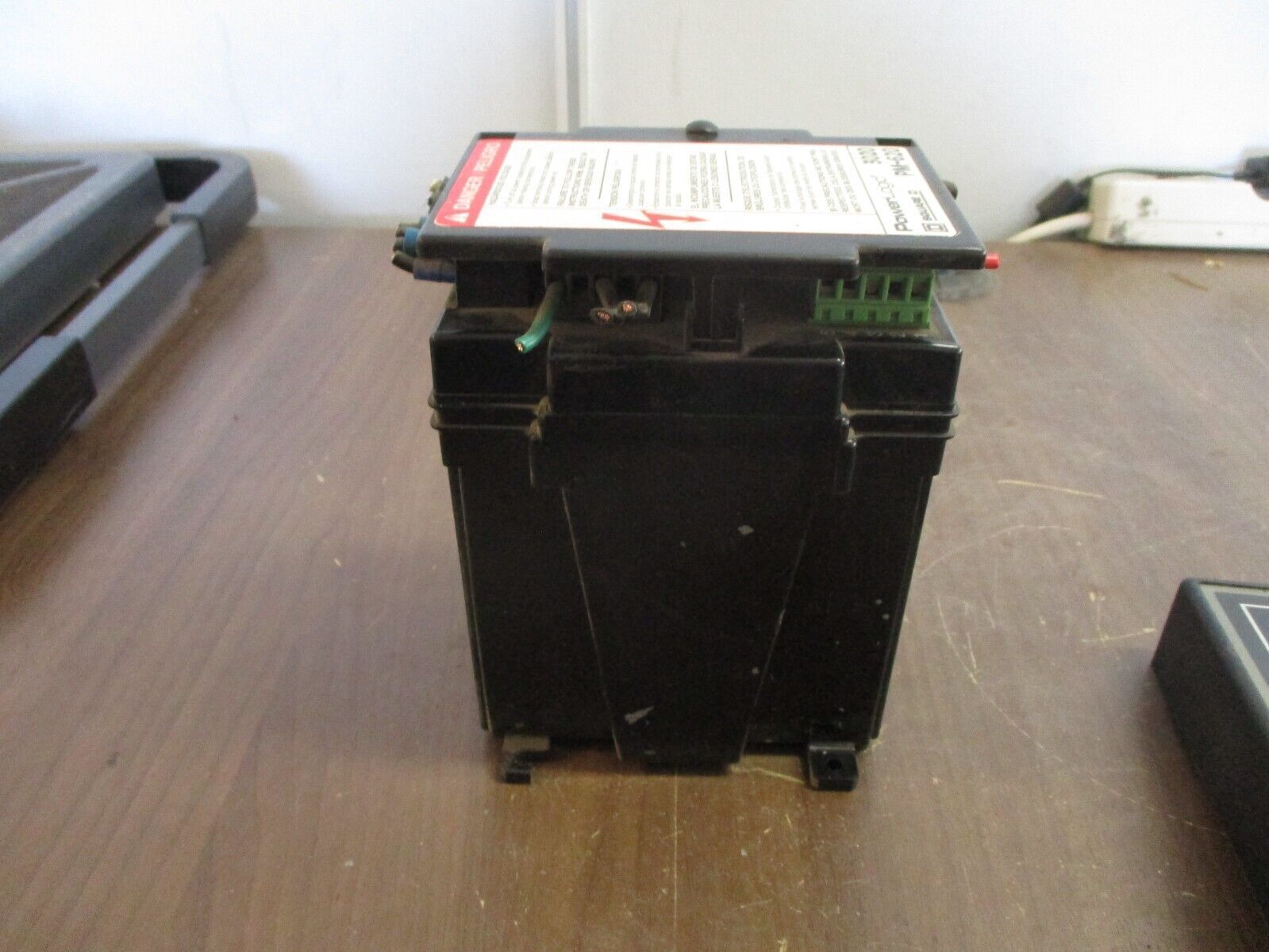 Square D PowerLogic Power Meter w/ Display 3020 PM-620 / 3020 PMD-32 *No Cable*