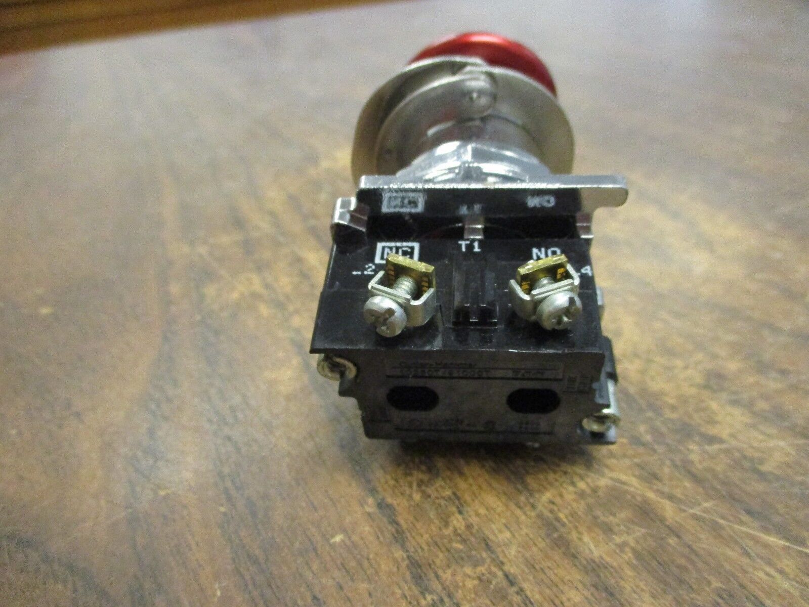 Cutler-Hammer Momentary Red Push Button 10250T/91000T Used