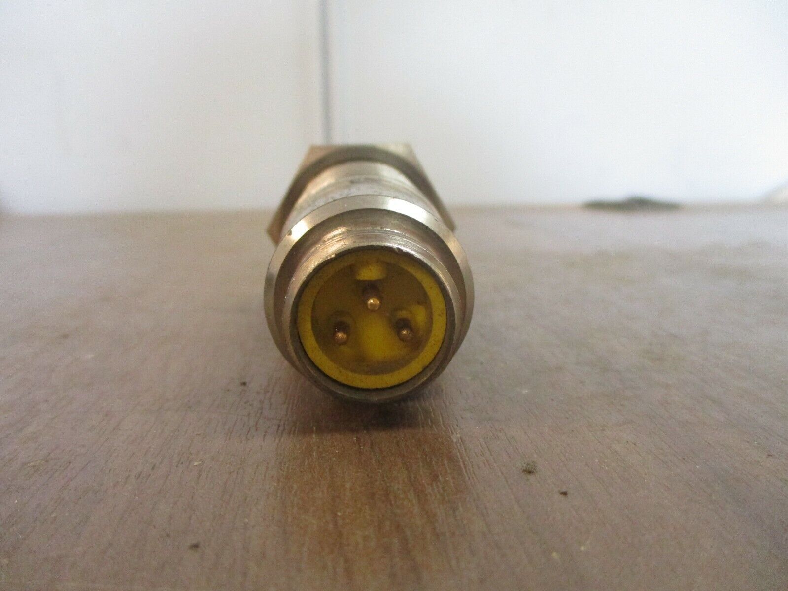 Allen-Bradley Inductive Proximity Sensor 872C-A15N30-N3 20-250VAC 500mA Used
