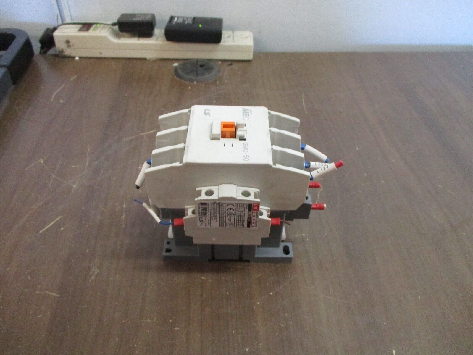 MEC Contactor GMC-50 220V Coil w/ Aux Contact *No Terminal Covers* Used