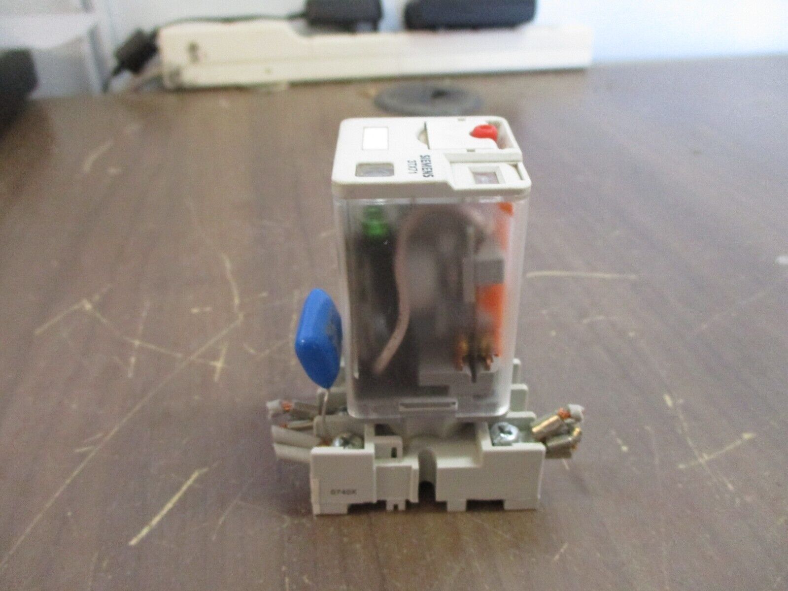 Siemens Relay 3TX7112-1LF13 120V Coil w/ Base Used