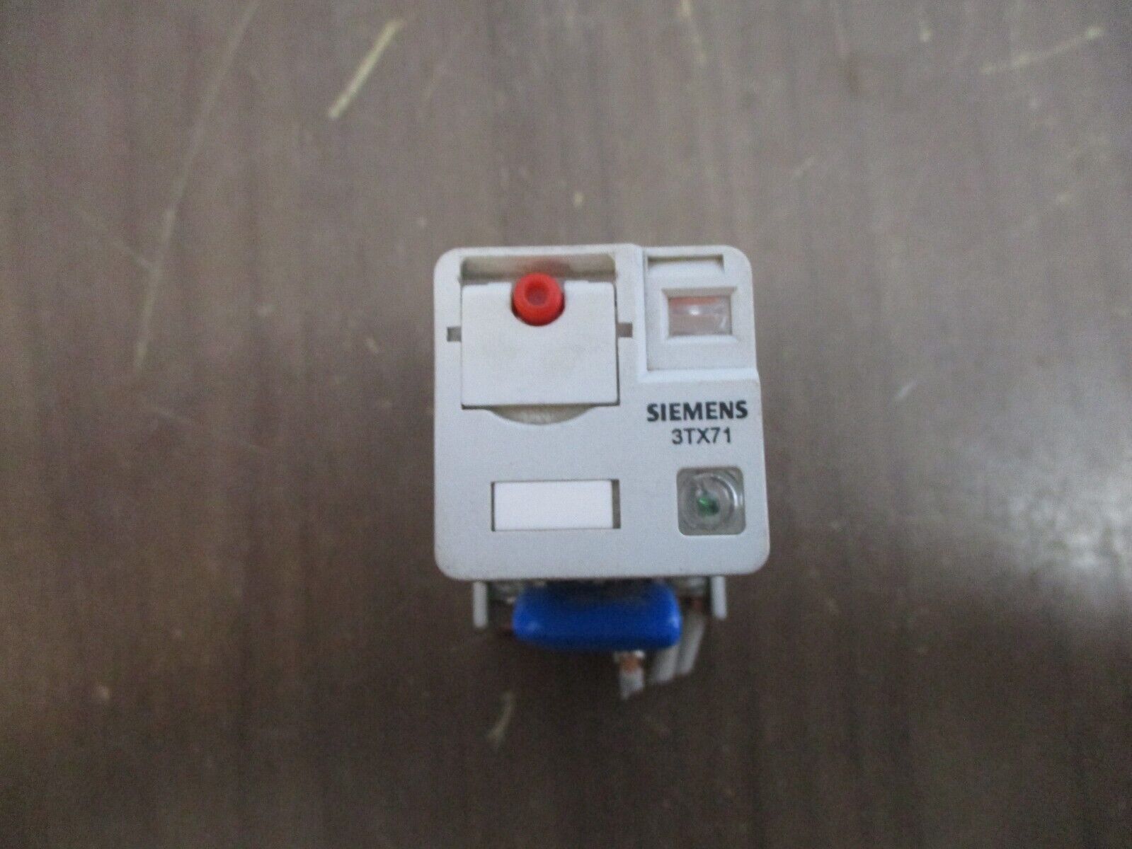 Siemens Relay 3TX7112-1LF13 120V Coil w/ Base Used