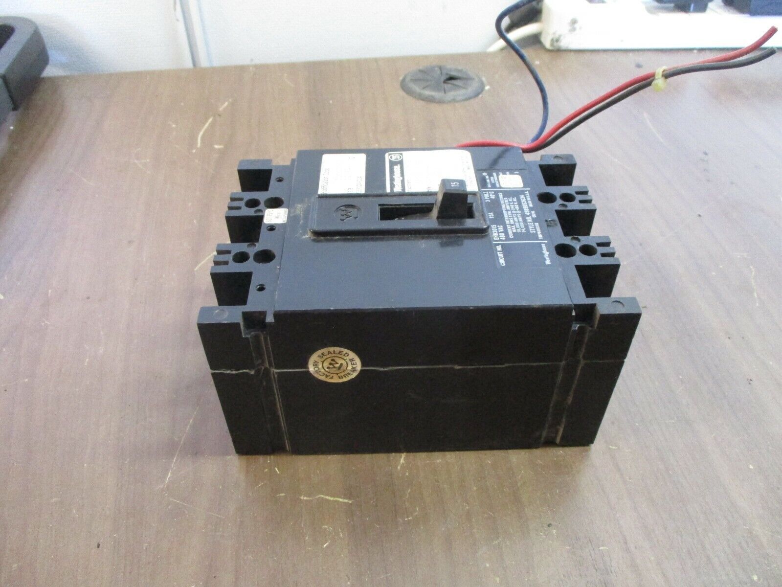 Westinghouse Circuit Breaker w/ Aux EHB3015 15A 480V 3P *Missing Lug* Used