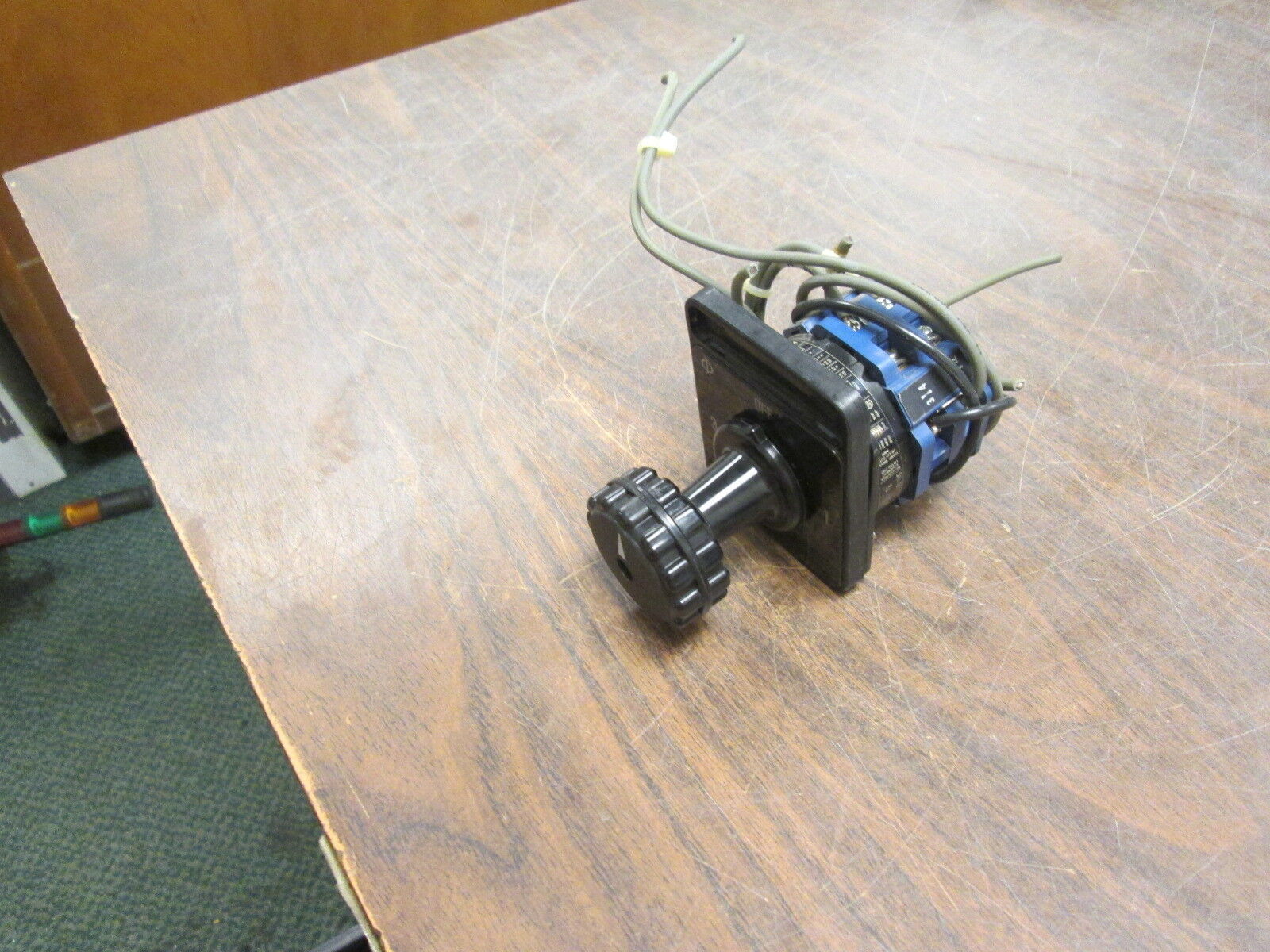 Kraus & Naimer A11 Rotary Switch C17221 10A 600V Used