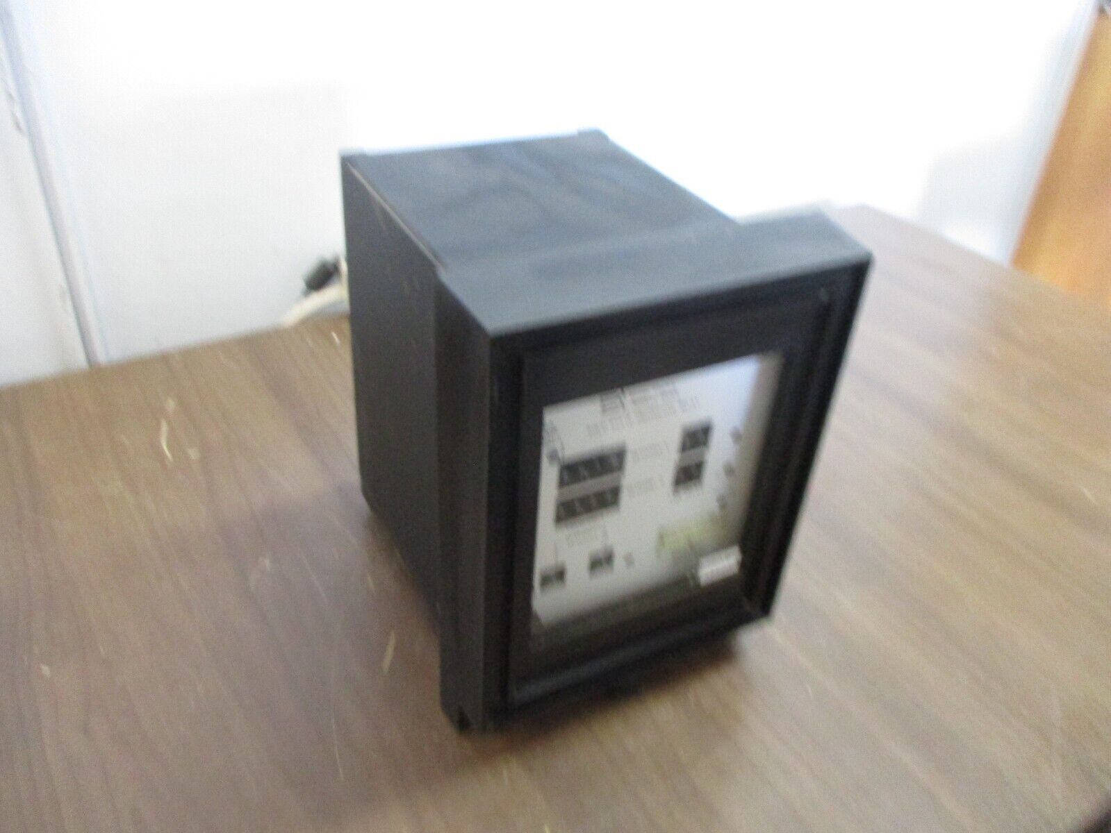 Basler Electric Over/Under Frequency Relay BE1-81 O/U Used