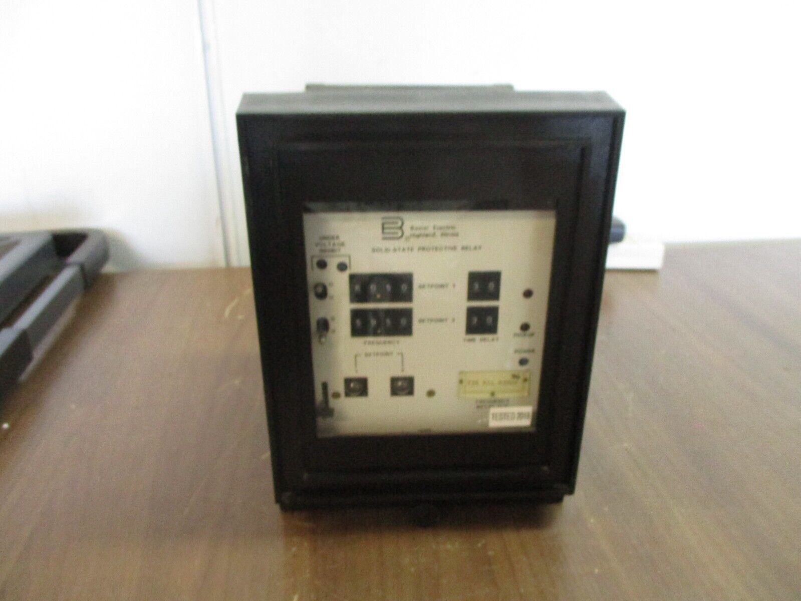 Basler Electric Over/Under Frequency Relay BE1-81 O/U Used