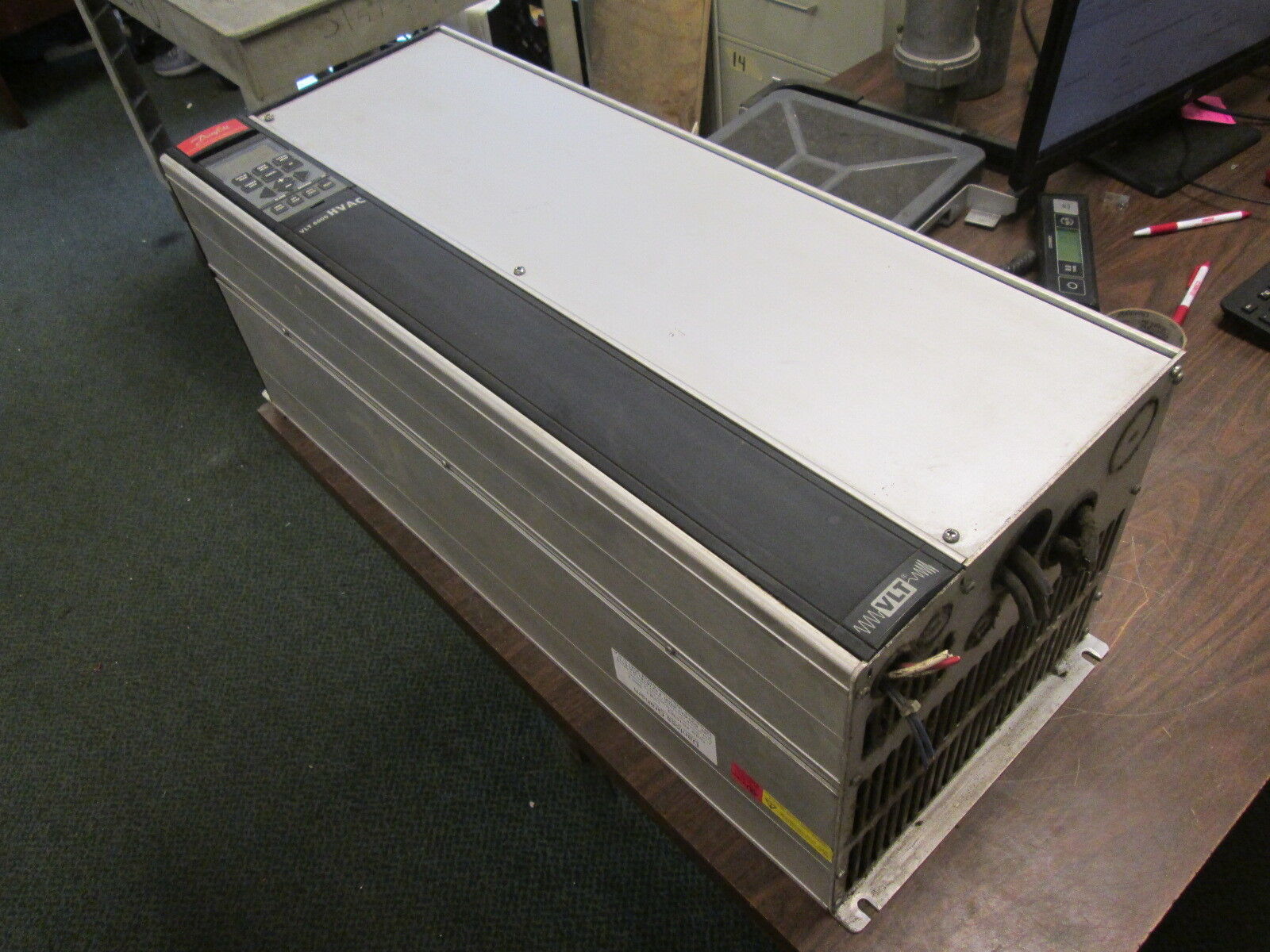 DanFoss VLT 6062 AC Drive 175Z7371 60HP Used