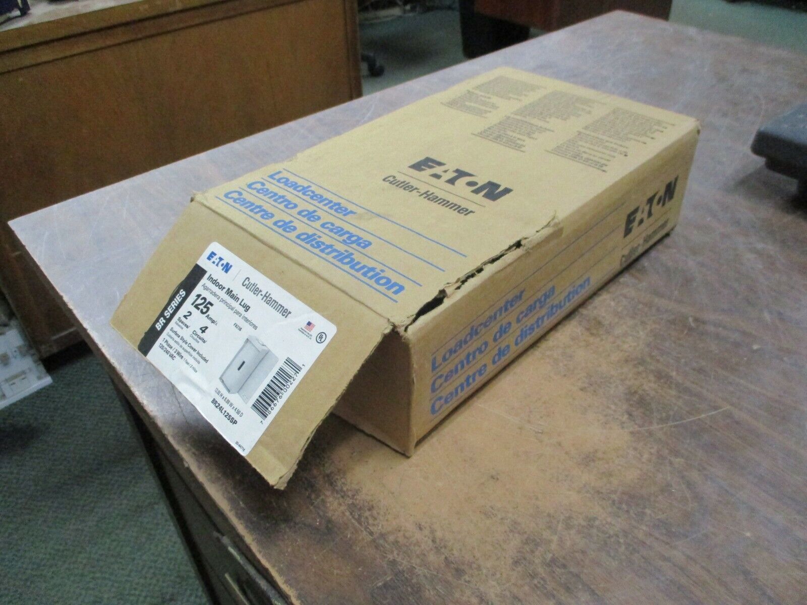 Eaton Main Lug Load Center BR24L125SP 125A 120/240V 1Ph 3W 4-Slot New Surplus