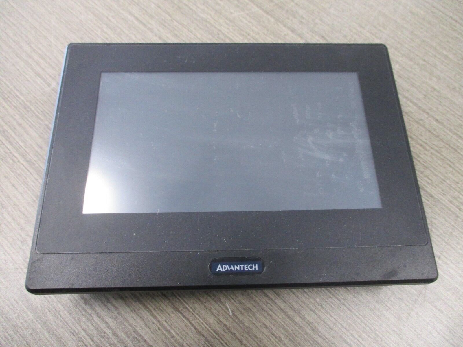 Advantech Operator Panel WOP-2070K-S1AE 24VDC 0.6A *No Mounts* Used