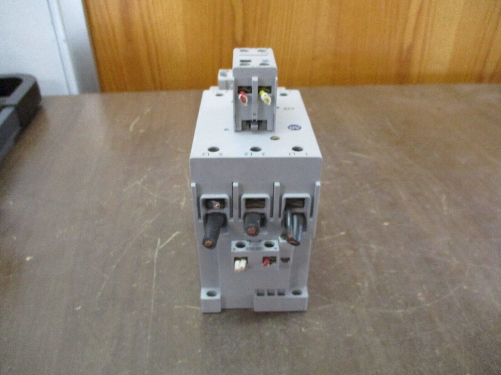 Allen-Bradley Starter 100-C72*00 / 193-EA2KE 120V Coil Trip: 26-85A 600V Used