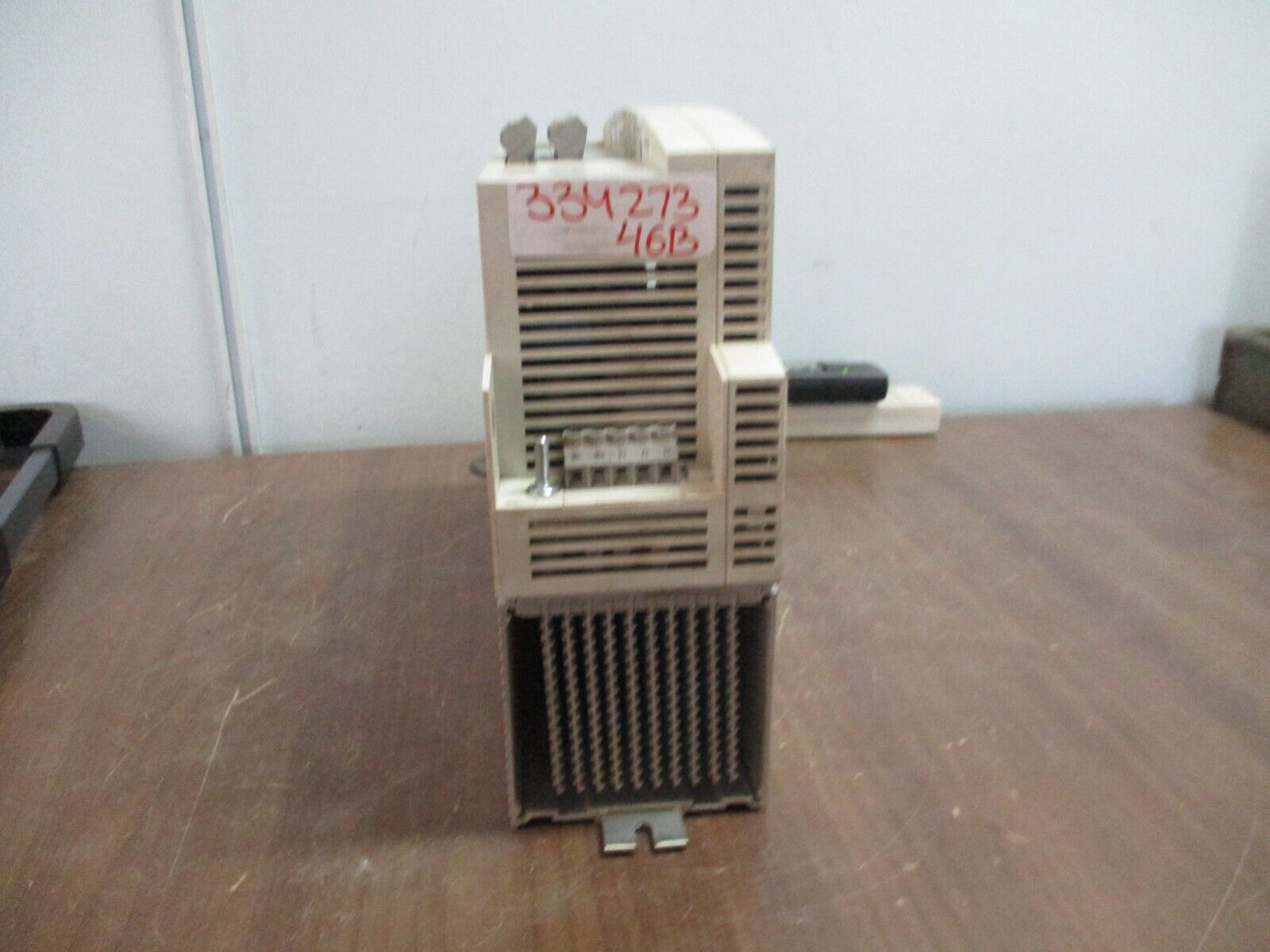 Lenze Servo Controller EVS9324-EP Used