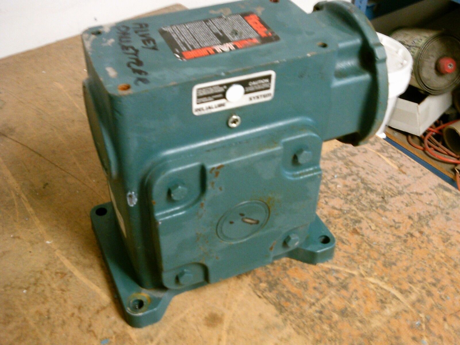 Dodge Tigear Reducer Q350B025M140L1 3.19HP In 2308 In/Lb Torque Out 1750RPM In