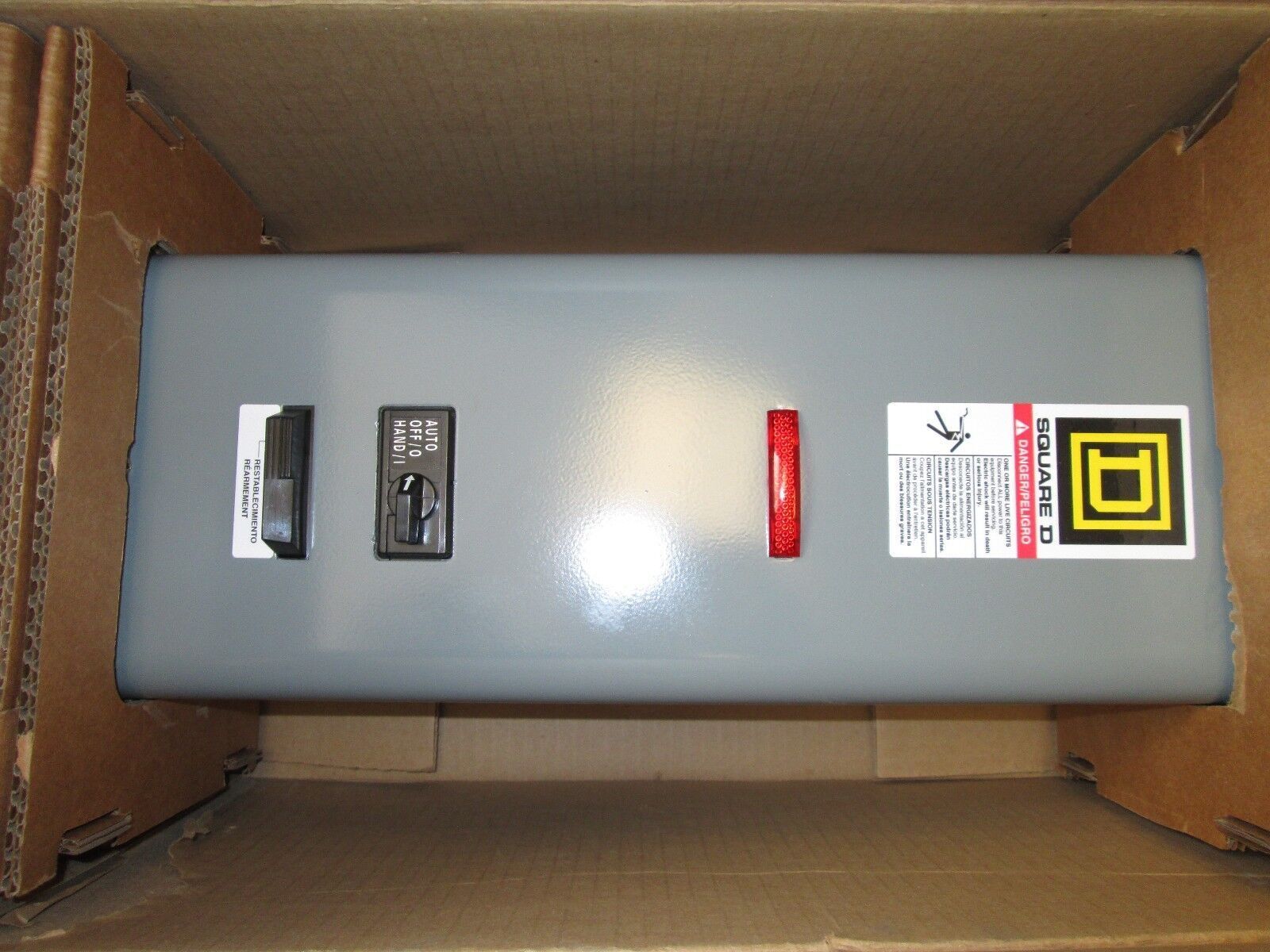 Square D Enclosed Starter 8536SCO3H200S Size 1 8536SCG3V81CF4H200P1TX10 New