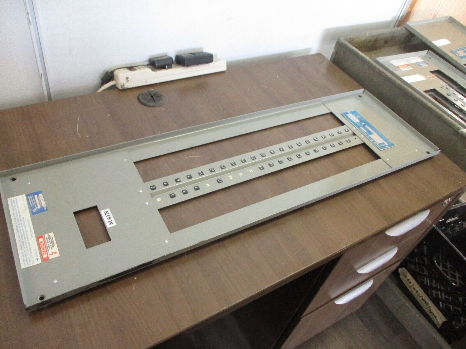 Gould ITE Panelboard Deadfront NLAB 42-Slot Size: 36.5" x 11.25" Used