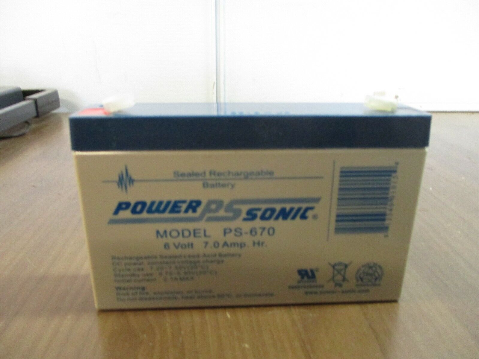 Power Sonic Sealed Rechargeable Battery PS-670 6V 7 A/Hr Lead Acid New Surplus