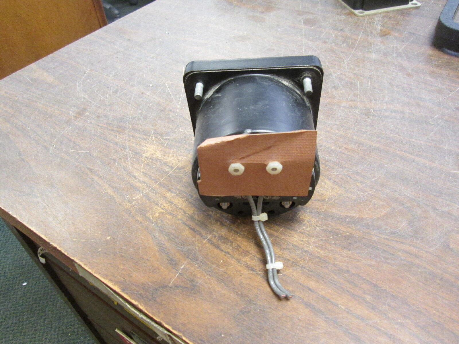 Westinghouse Type KA-241 AC Ammerter 291B461A32 Range: 0-2500A 25-200Hz Used