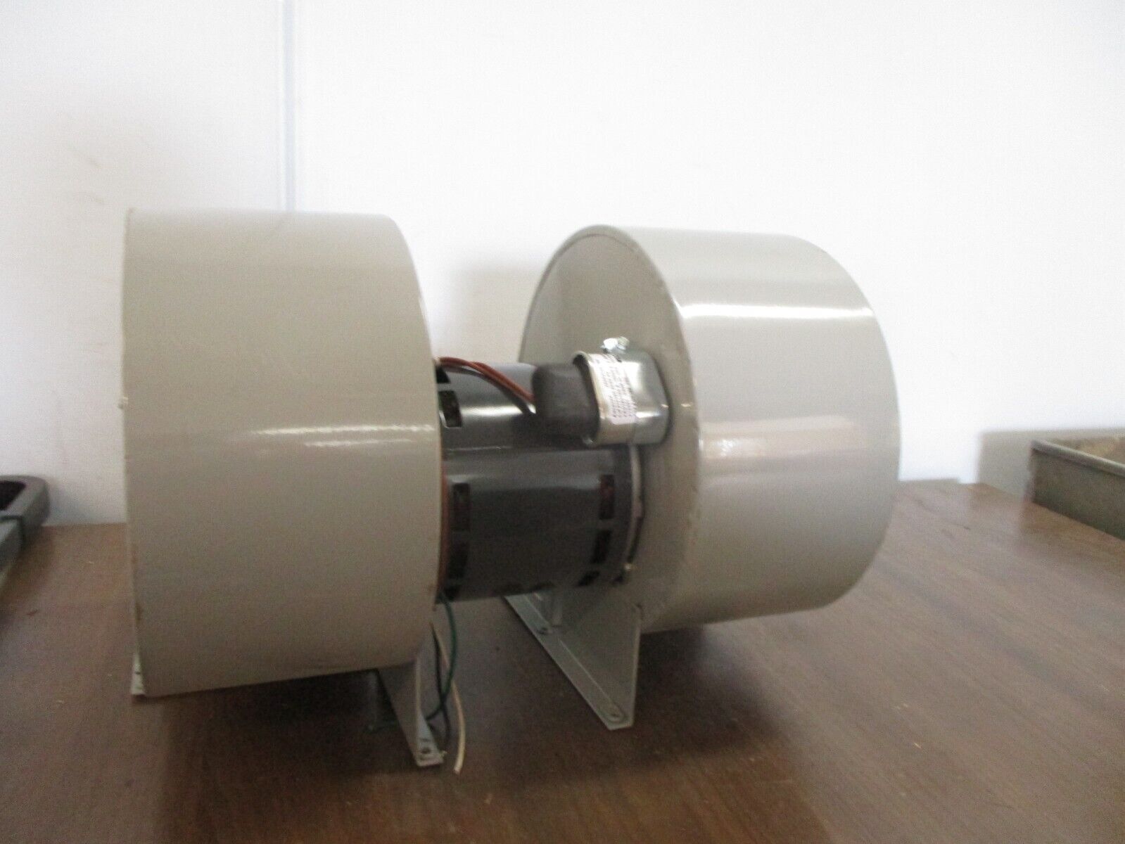 Kooltronic Dual Blower KBB67-67-102*4 Rev. 4 115V 50/60 Hz Used