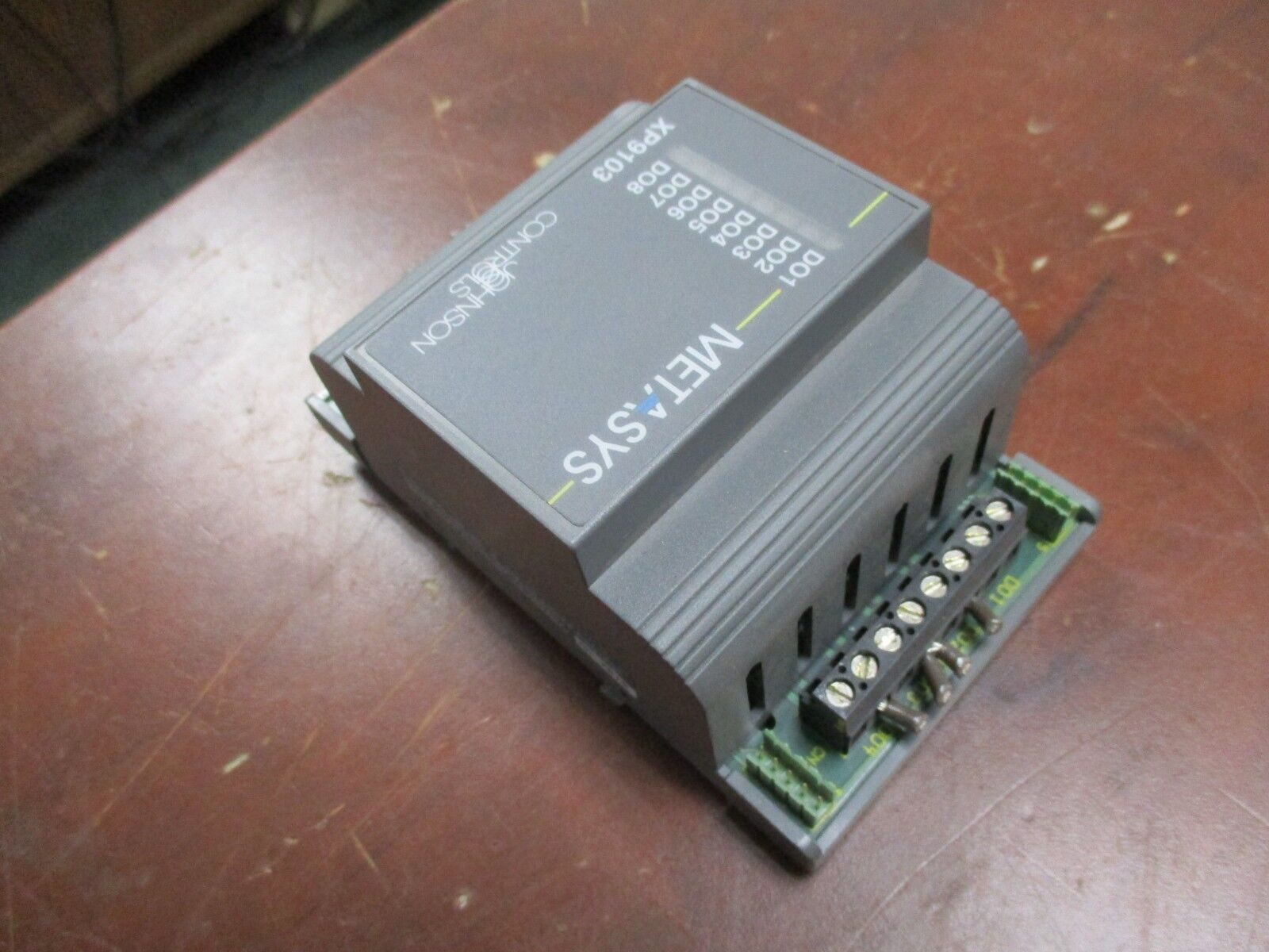 Johnson Controls Metasys XP9103 Expansion Module XP-9103-8304 Used